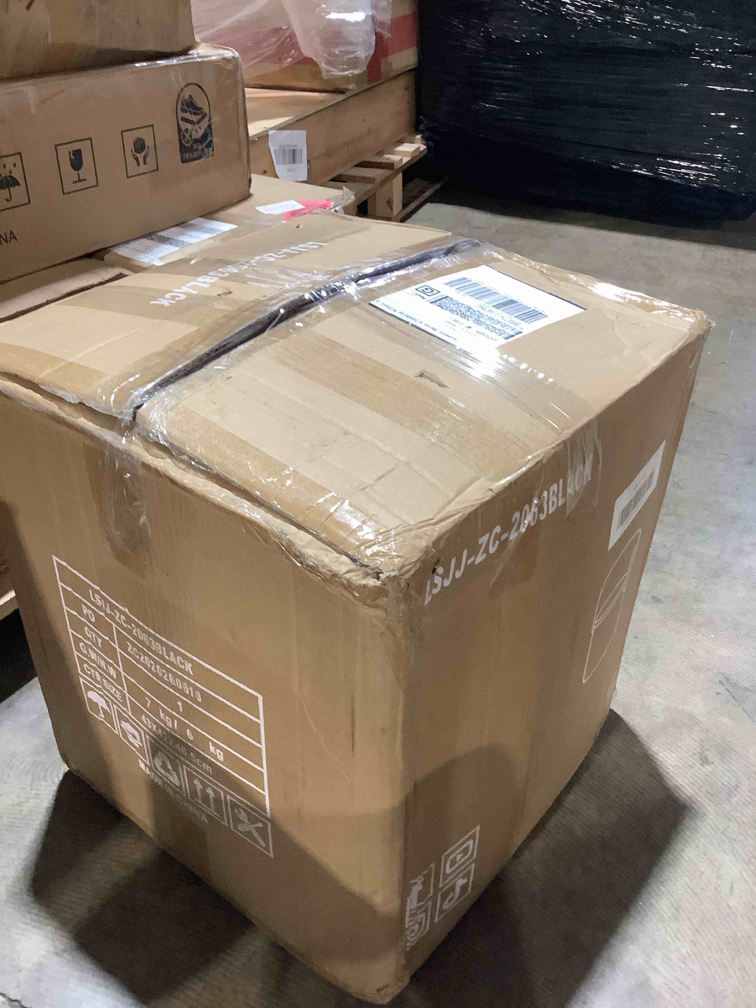 https://s3.amazonaws.com/lotting-images-prod/bidfta/GRA3895439_1789496235577.jpeg