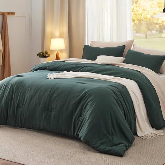 Bedsure Get Cozy Comfort Set King Green 120" x 98" Solid N046