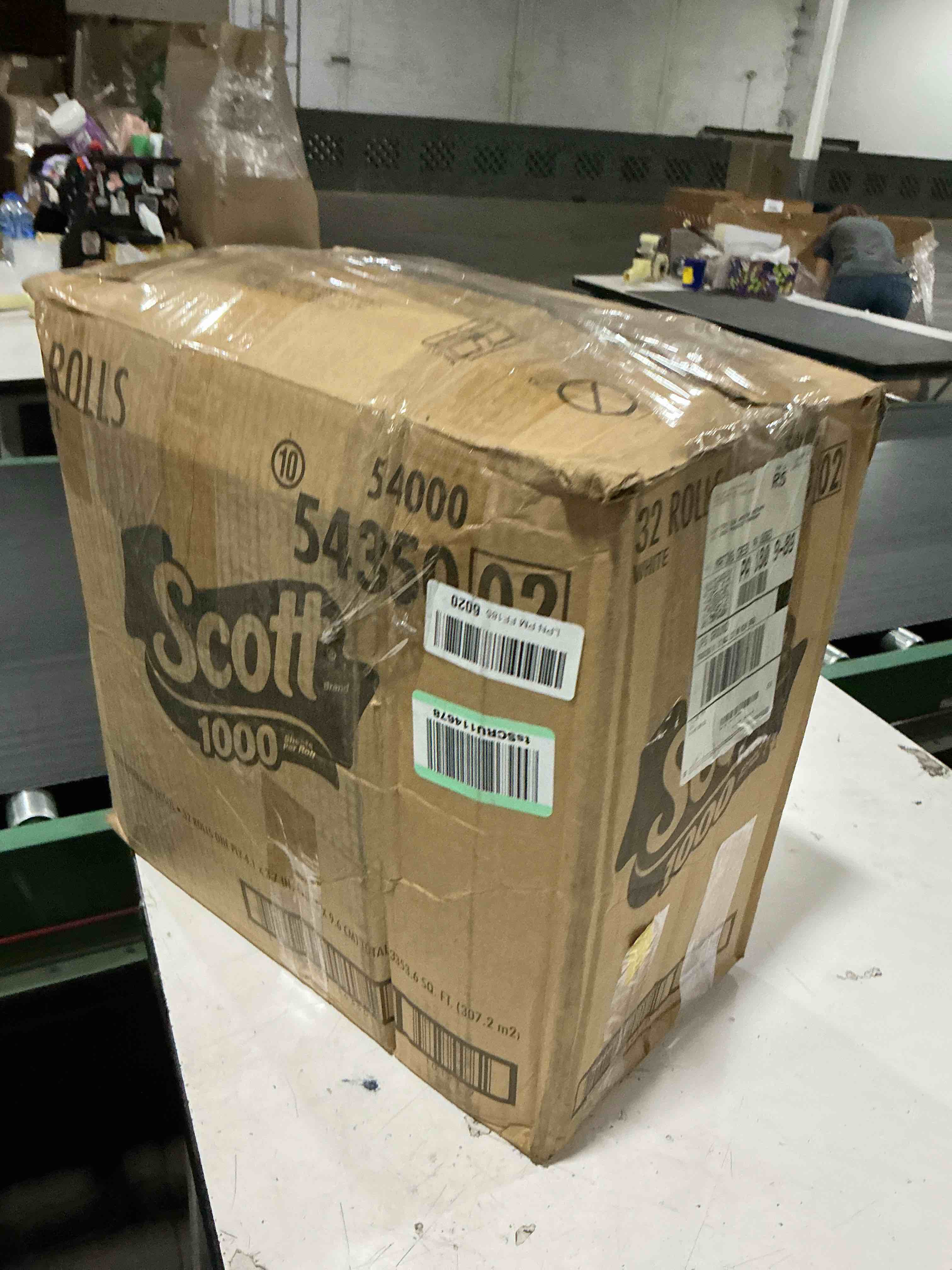 https://s3.amazonaws.com/lotting-images-prod/bidfta/GRA3924739_1789562714369.jpeg