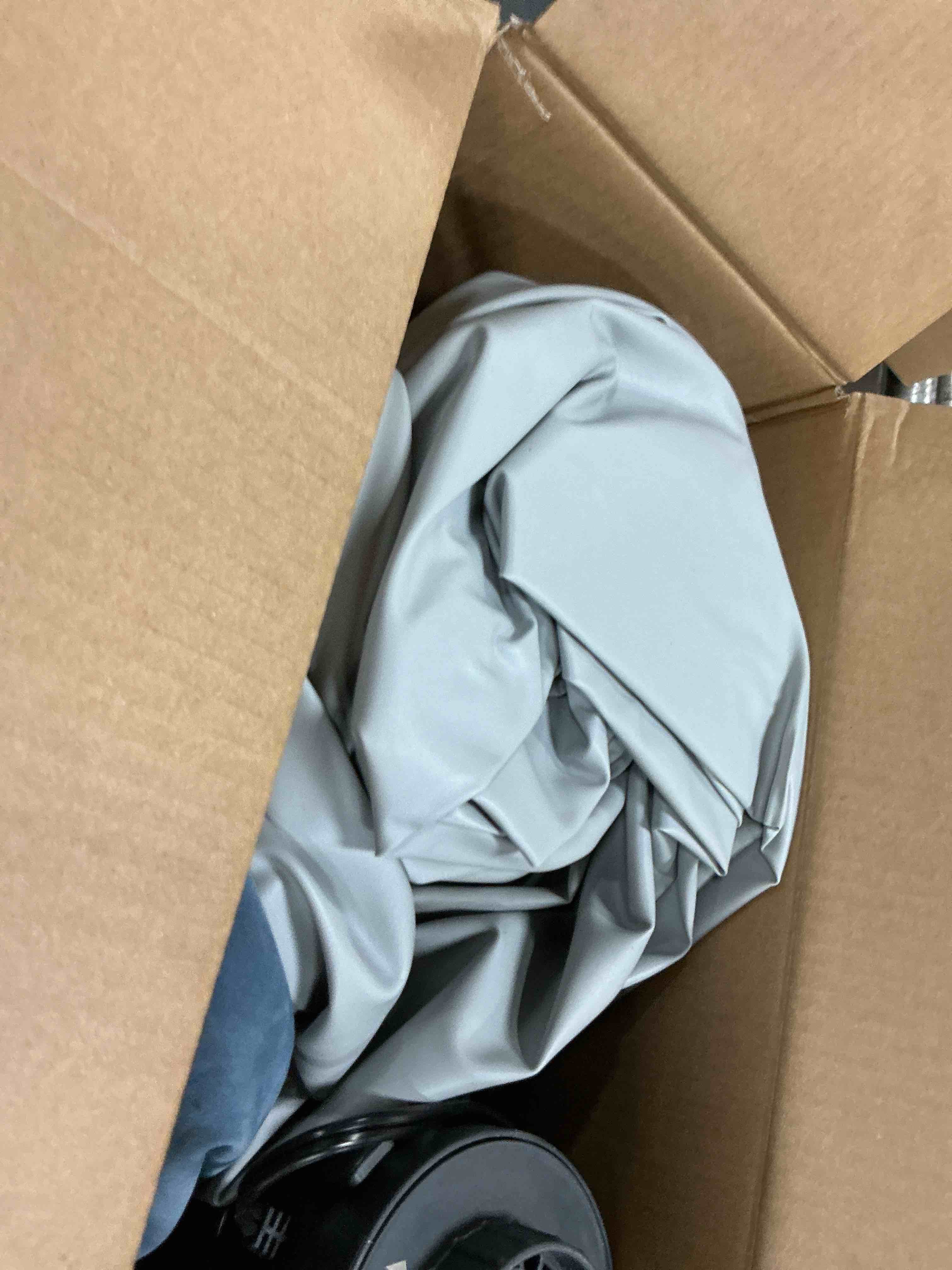 Condition photo showing Good Condition for intex 15  essential rest dura-beam airbed mattress with internal pump included - queen