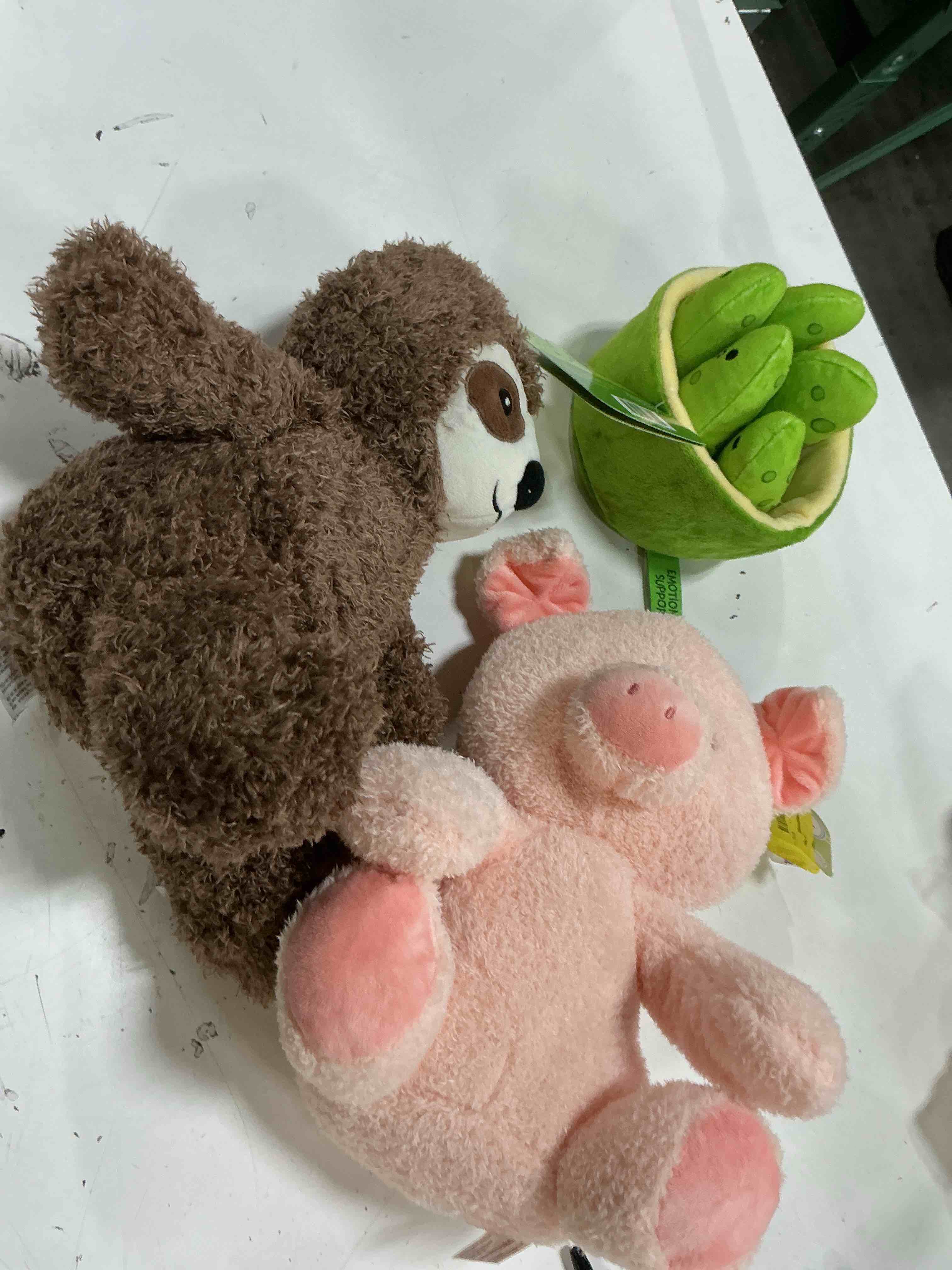 Condition photo showing Good Condition for assorted lot of baby items (baby clothes, baby accessories, baby toys)