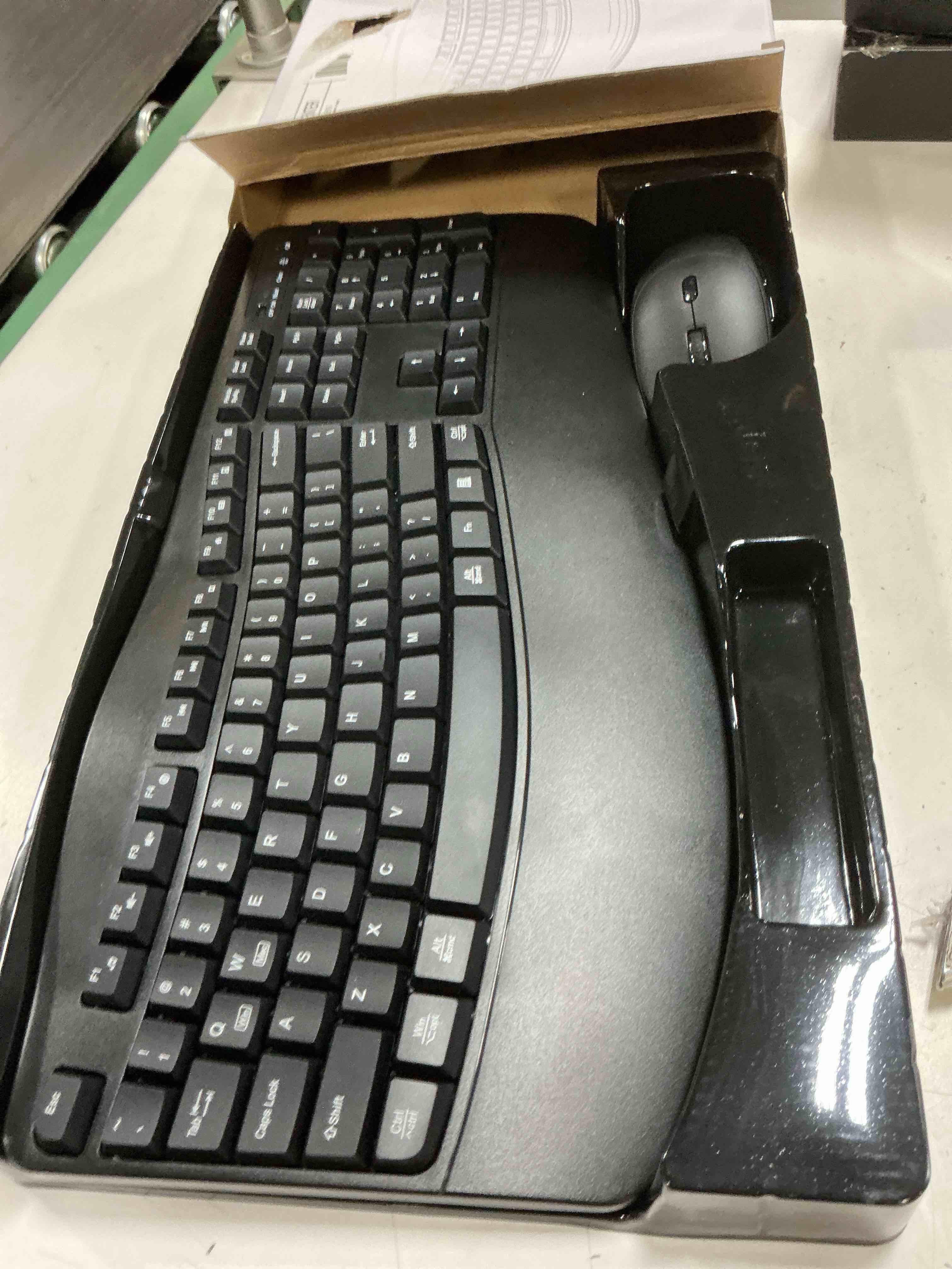 Condition photo showing Good Condition for reccazr advanced ergonomic wireless keyboard and mouse combo  wave keys keyboard  comfortable natural typing  palm rest  3 dpi adjustable silent mouse for computer/laptop/windows/mac (black)