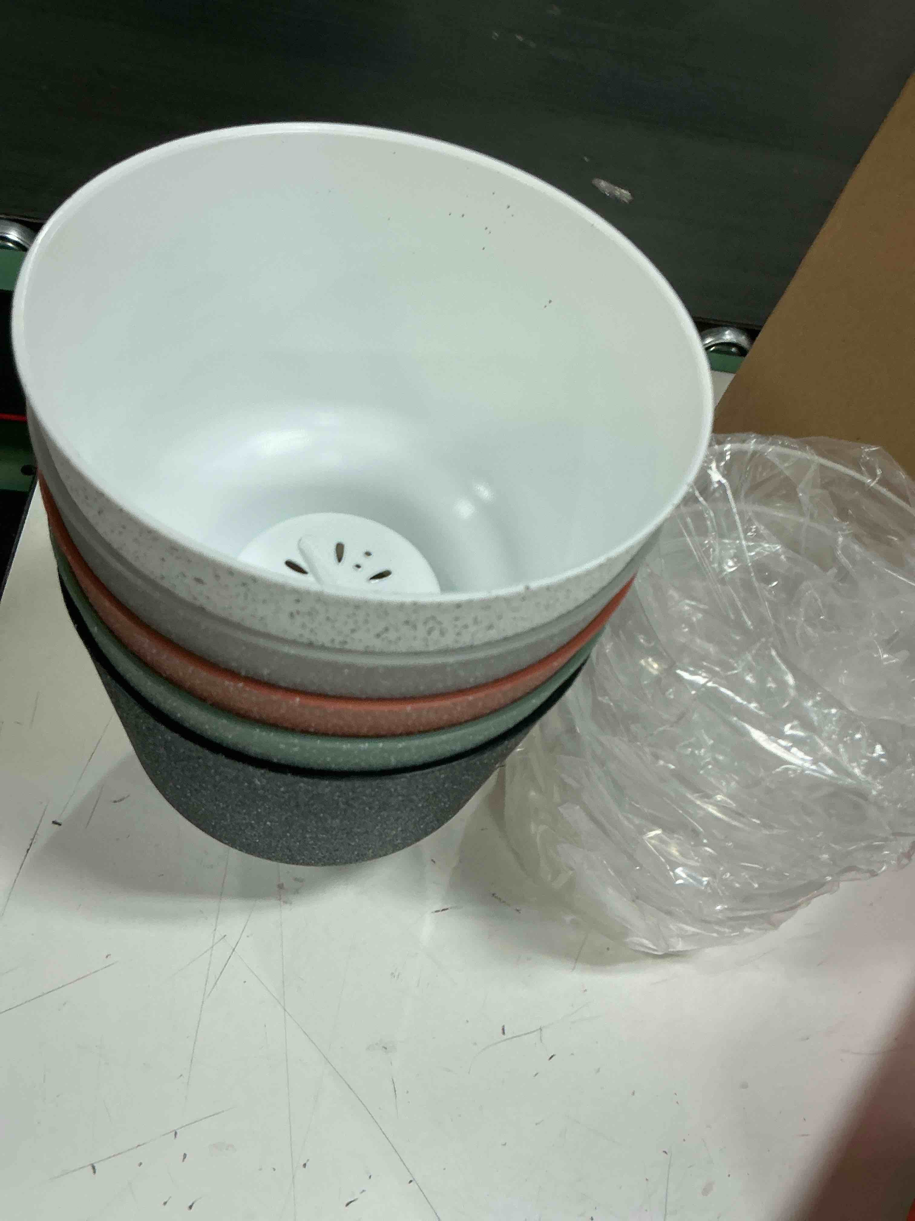 Condition photo showing Good Condition for simple style water storage flower pot planters plastic lazy green radish automatic self-absorbing hydroponic pot