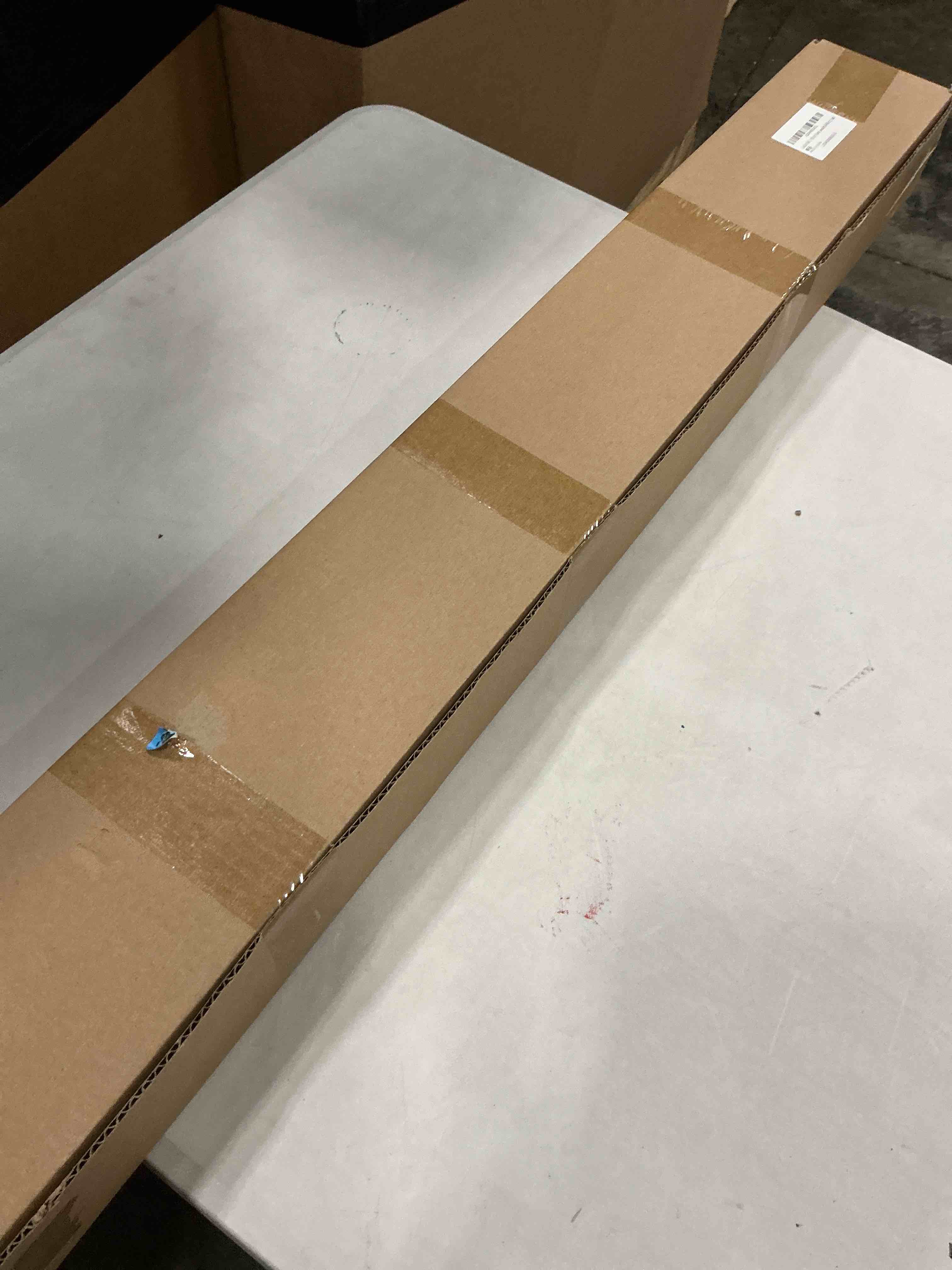 https://s3.amazonaws.com/lotting-images-prod/bidfta/GRA3978905_1777395099954.jpeg