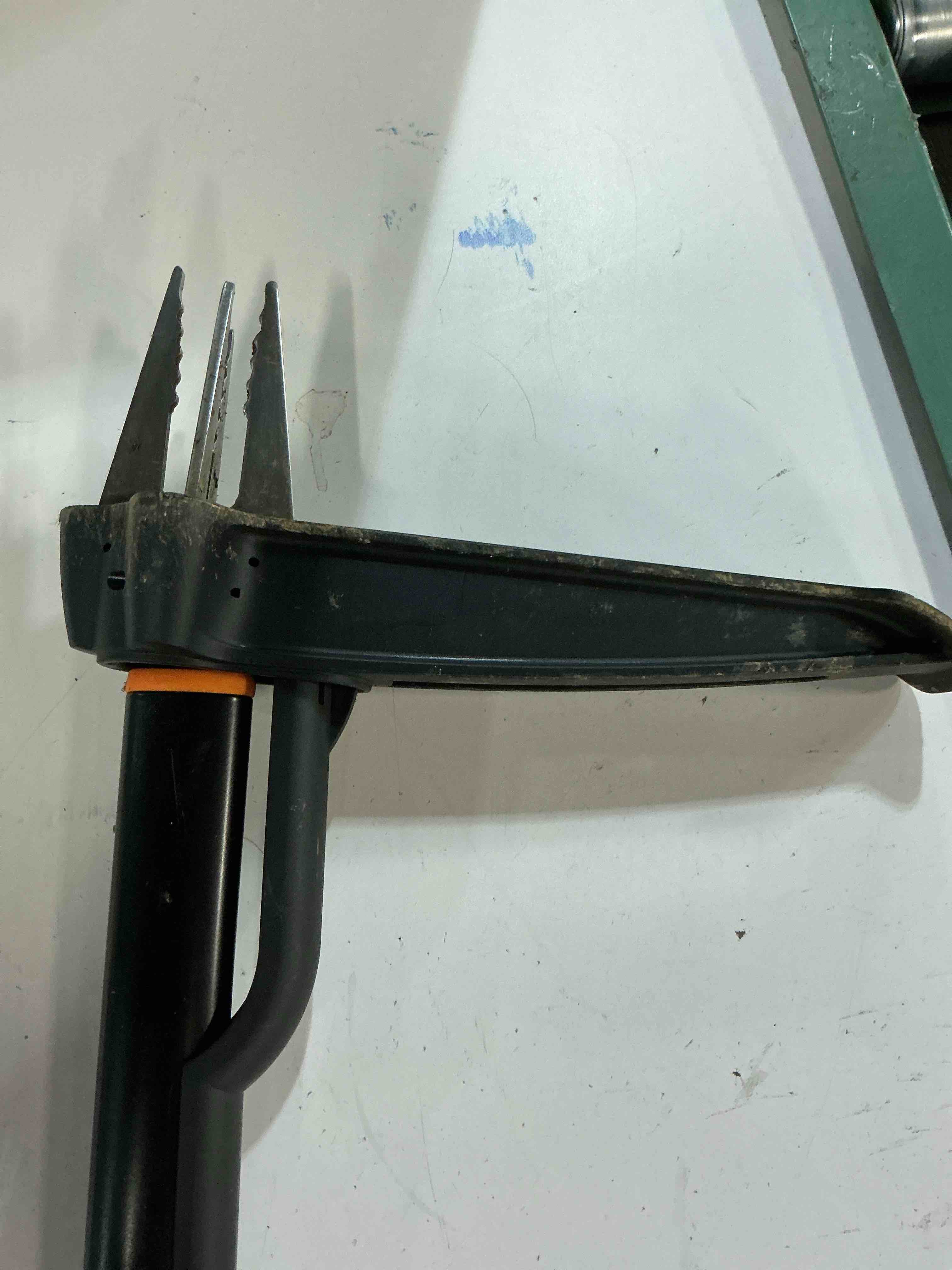 Condition photo showing As Is for fiskars 39.25 in. stainless steel weeder aluminum handle  black and orange