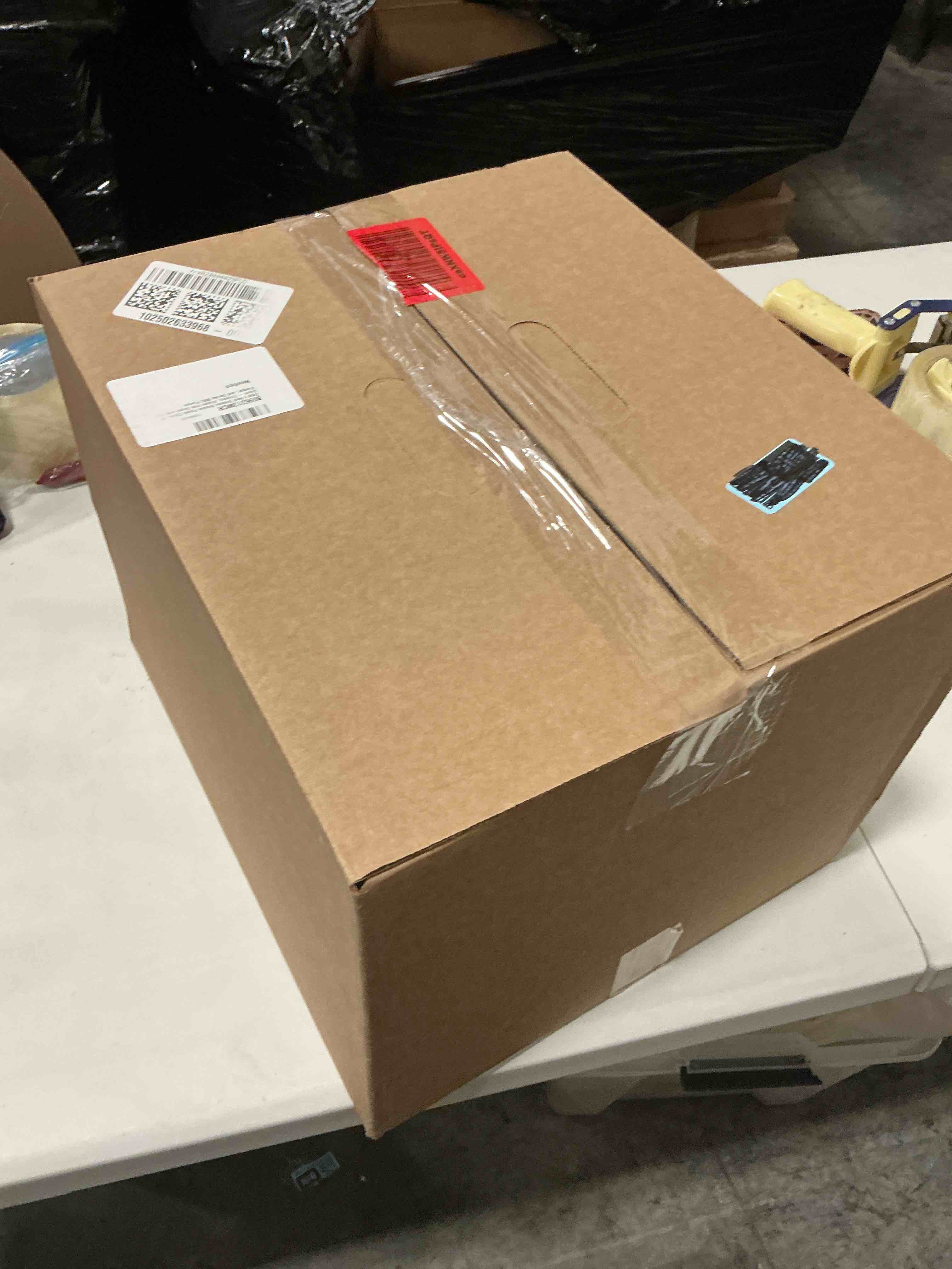 https://s3.amazonaws.com/lotting-images-prod/bidfta/GRA3986976_1777315277418.jpeg