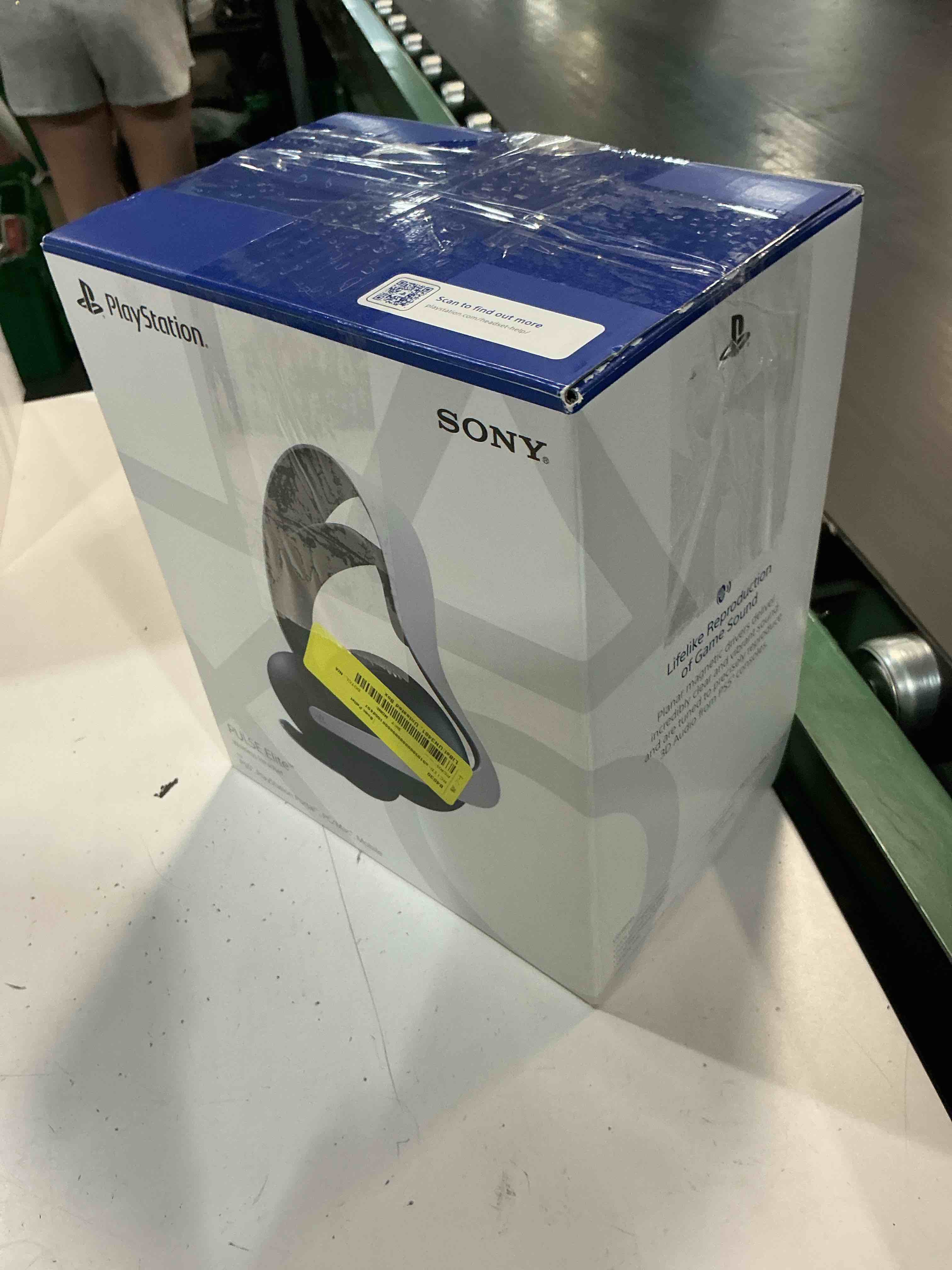 https://s3.amazonaws.com/lotting-images-prod/bidfta/GRA3995706_1778165166674.jpeg
