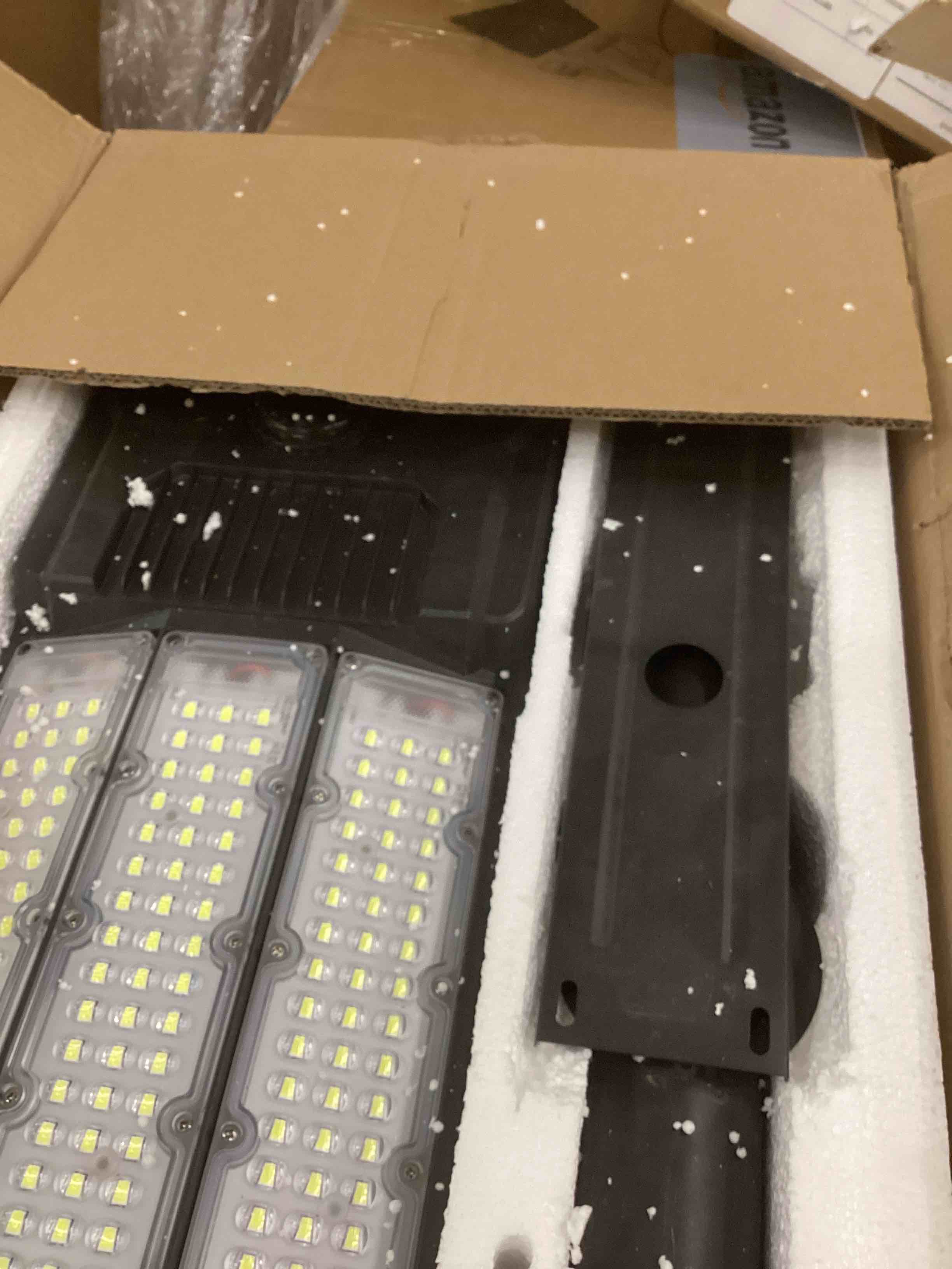 Condition photo showing As Is for 8000W Solar Street Lights Outdoor,Commercial Parking Lot Lights Dusk to Dawn IP67,Solar Outdoor Light with Motion Sensor and Remote Control,Security Flood Lights for Yard,Basketball Court