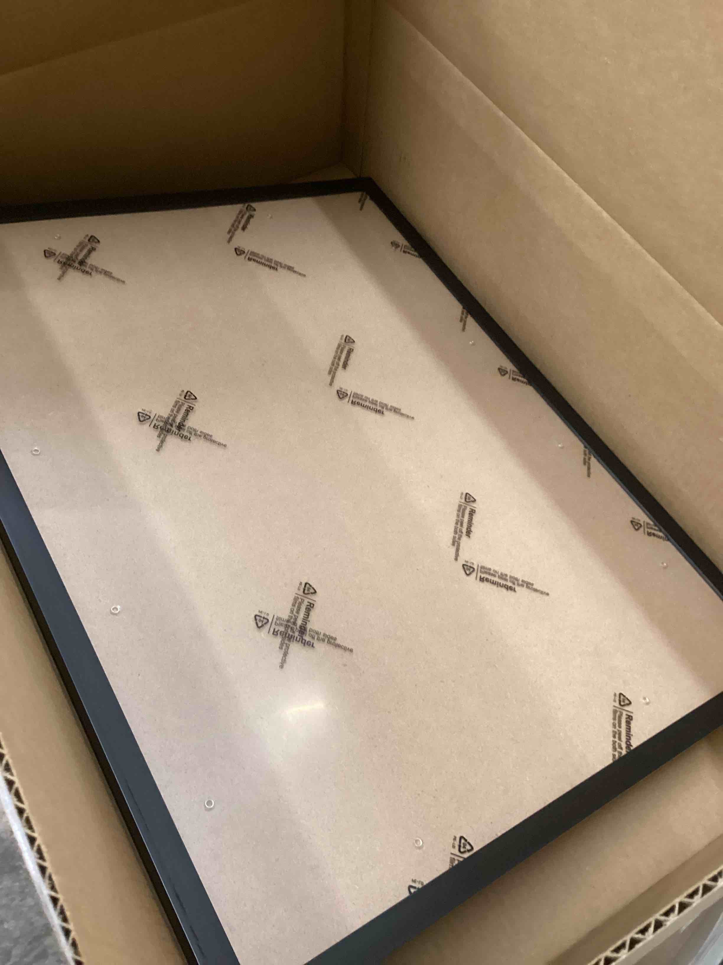 Condition photo showing Good Condition for MENNTHUI 16x21 Black Picture Frame, Wall Mounting Horizontally or Vertically, Decoration for Photos, Paintings, Posters, Artwork