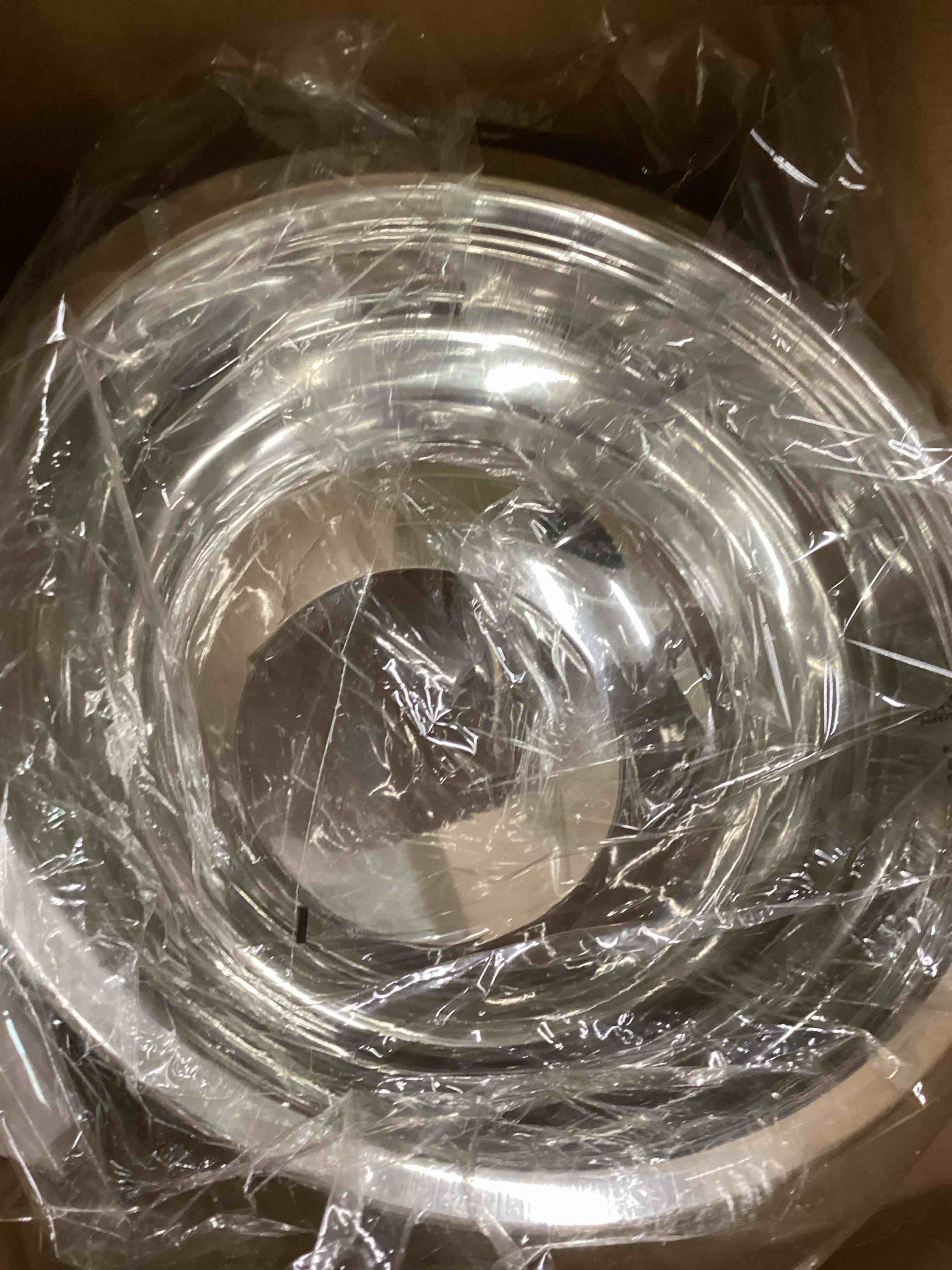 Condition photo showing Good Condition for Deep Professional Quality Stainless Steel Mixing Bowl For Serving, Mixing Cooking and or Baking-18.5 Quart, 1193 1 18.5 Quarts