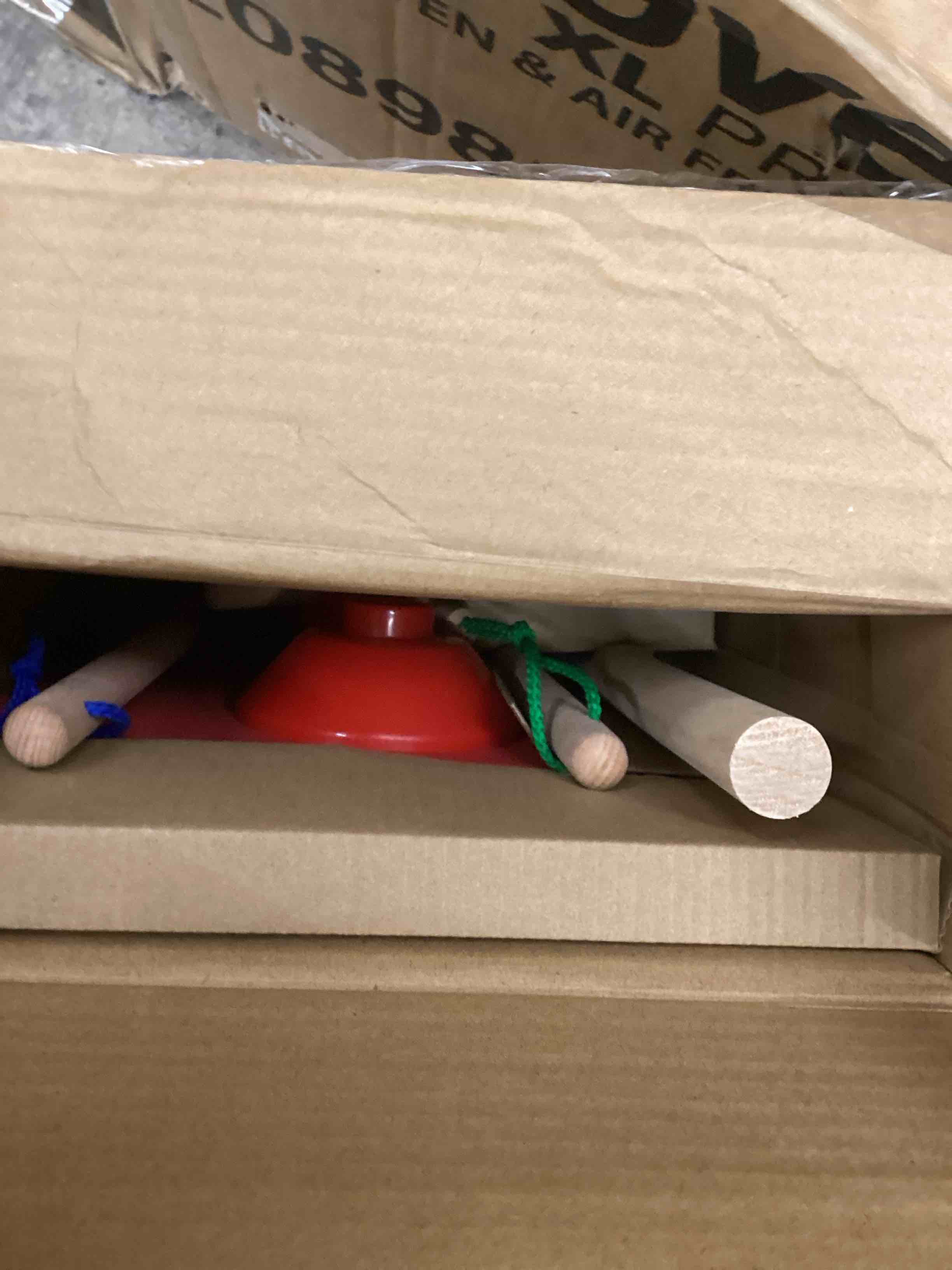 Condition photo showing Good Condition for Melissa & Doug Dust Sweep Mop 6-Piece Pretend Play Set, Toddler Toy Cleaning, Pretend Play Home Cleaning, Kids Broom and Mop Set for Ages 3+