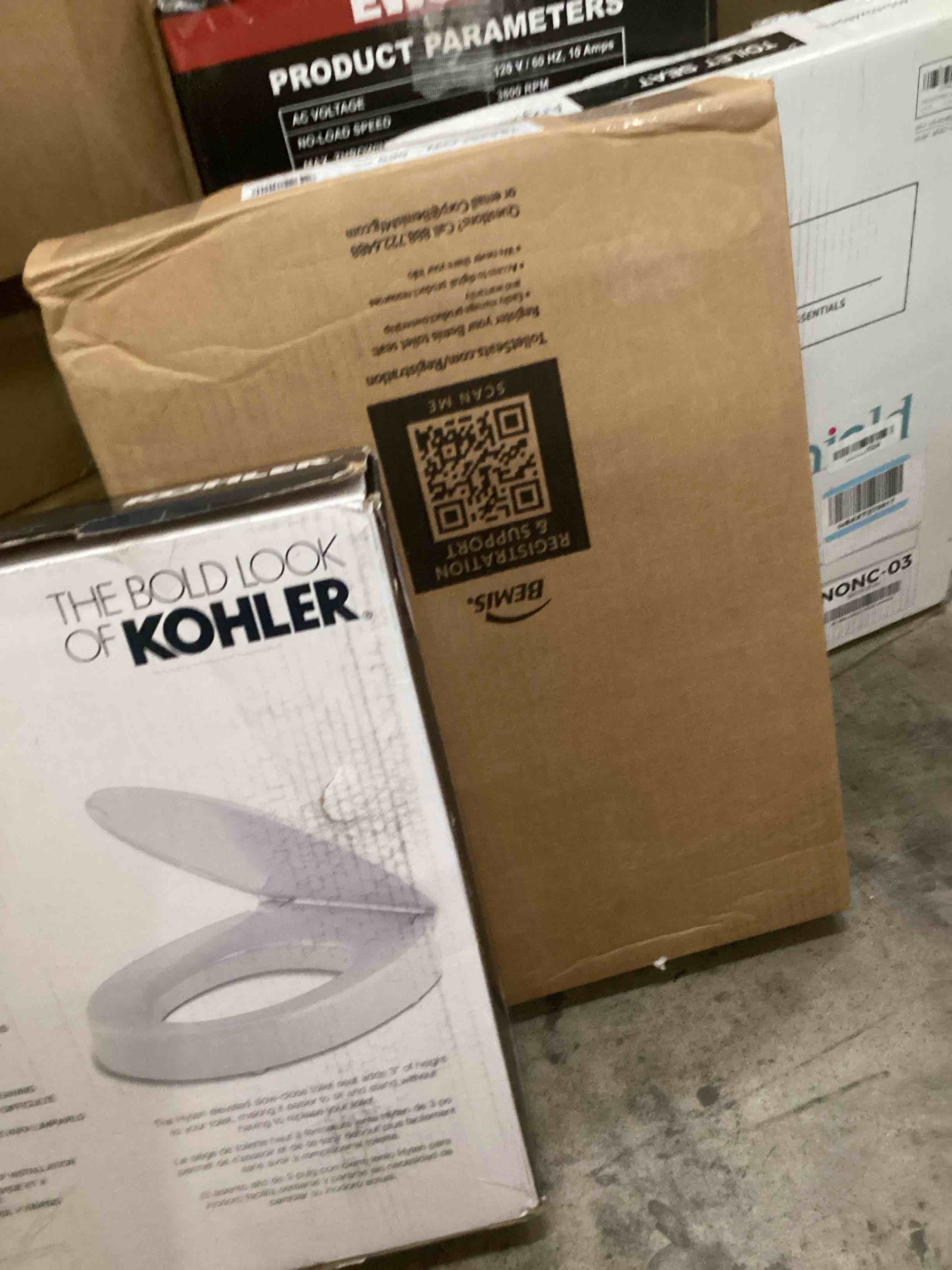 Condition photo showing As Is for assorted toilet seats