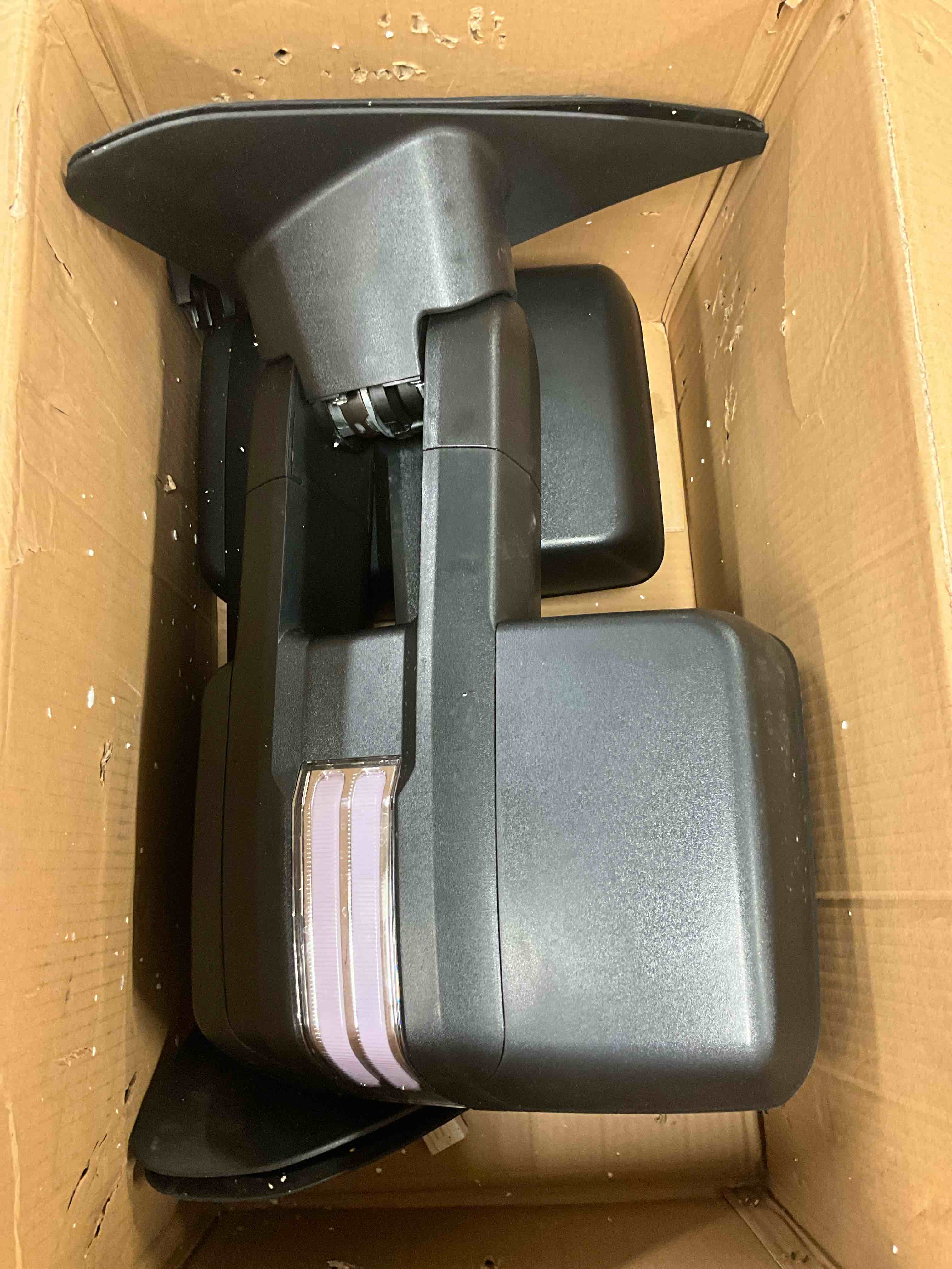 Condition photo showing Good Condition for Power Fold Towing Mirrors Black Compatible with 2007-2021 Toyota Tundra/ 2008-2021 Toyota Sequoia w/Sequential Turn light, BSM,Parking Lamp Pair Black Towing Mirror