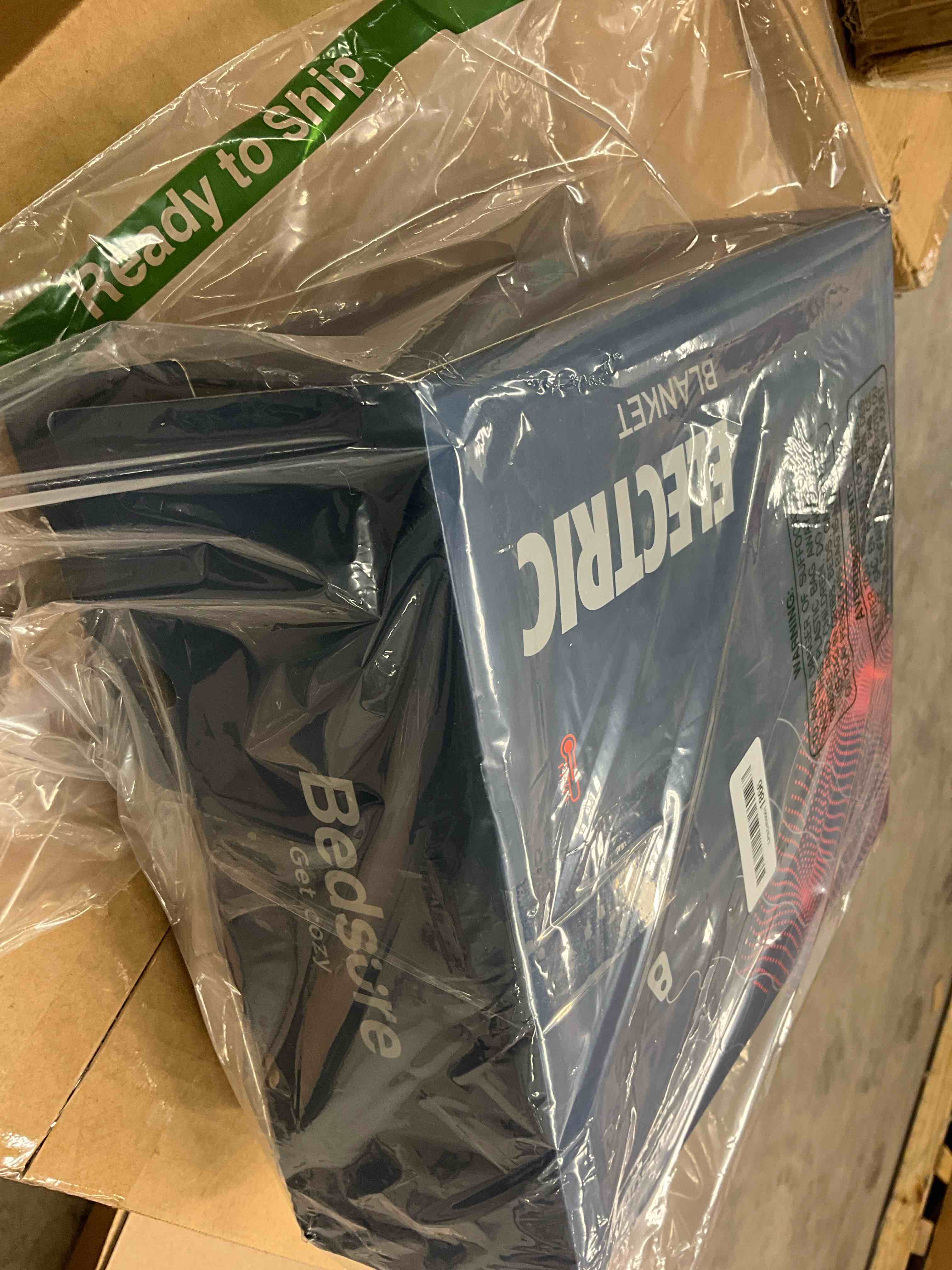 Condition photo showing Good Condition for Bedsure Heated Blanket Throw Blanket - Fast Heating Electric Blanket, Soft Flannel Heated Throw with 4 Time Settings, 6 Heating Settings, Warm Gifts for Grandma (50x60 inches, Cream) 02 - Cream Throw