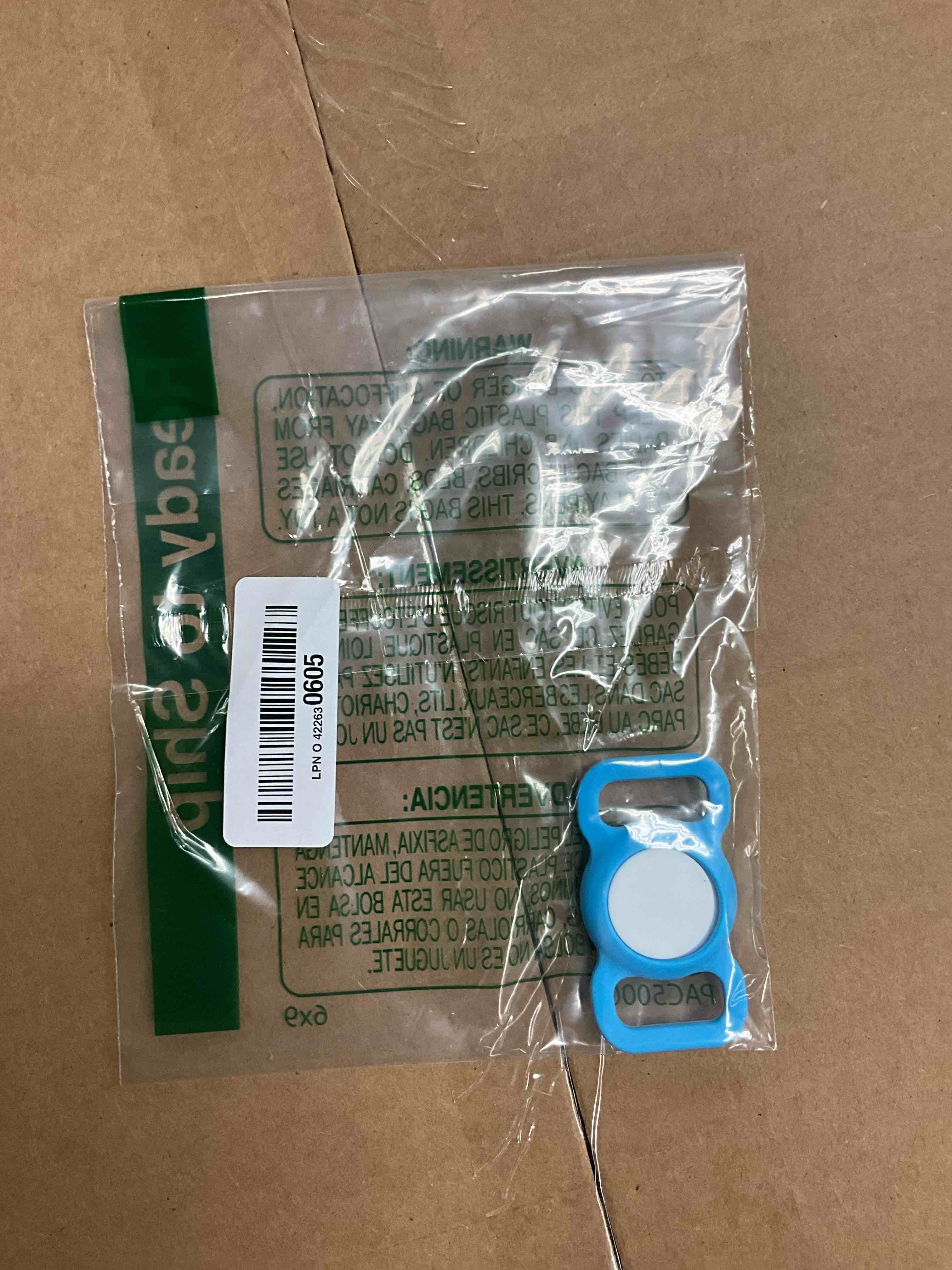 Condition photo showing Good Condition for Smart Pet Tracker, Dog Tracker with Black Collar Holder, Smart Tag for Seamless Location Tracking, No Monthly Fee, MFi Certificated, Work with Find My, No GPS Tracker, iOS Only (Sky Blue)