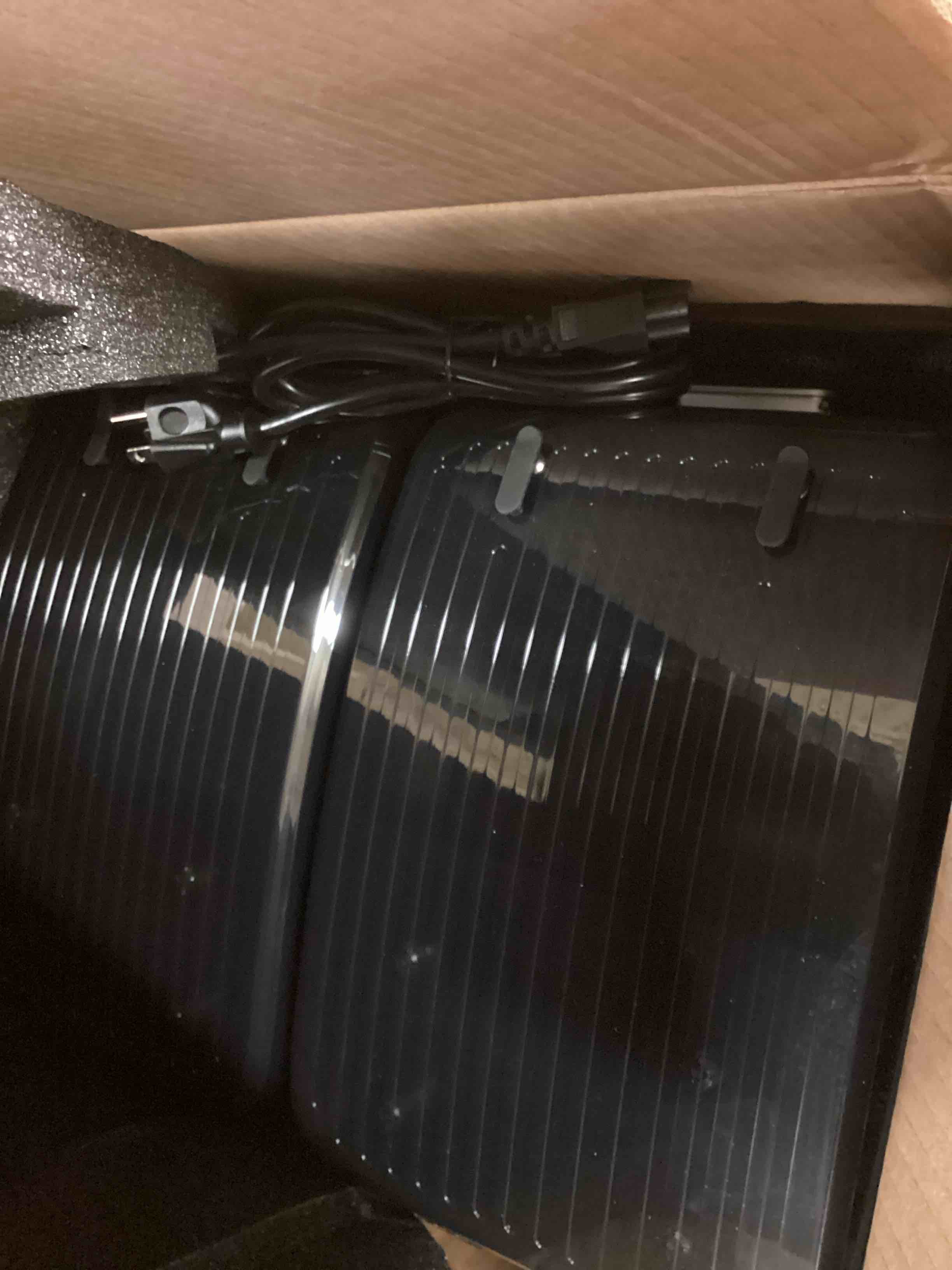 Condition photo showing Good Condition for Creality Space Pi X4 Filament Dryer Box, New Upgrade 4-Spool 3D Printer Filament Storage with Dual Heating Chambers, 200W Fast Heating Up to 85?, for PLA, PETG, ABS, TPU, Nylon, PC 4 Spool Dryer