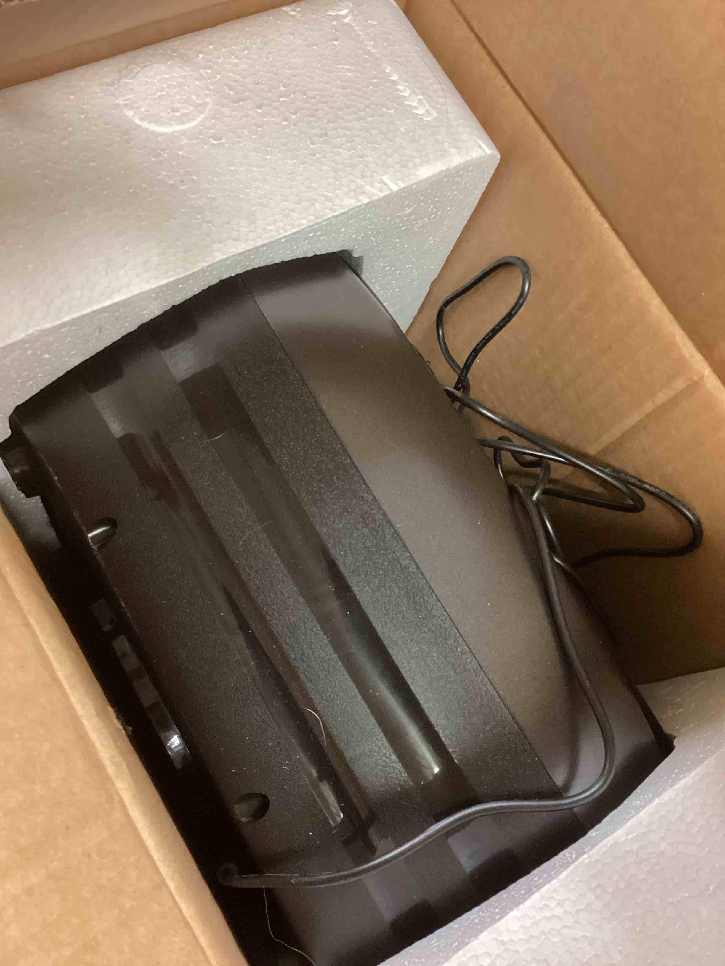 Condition photo showing Good Condition for Shiatsu Foot Massager, Foot Massager with Heat, Remote Control, Multiple Massage Modes & Adjustable Intensity, Women Size 12, Black/ZL7 16.5*15.5*9.5/ZL7