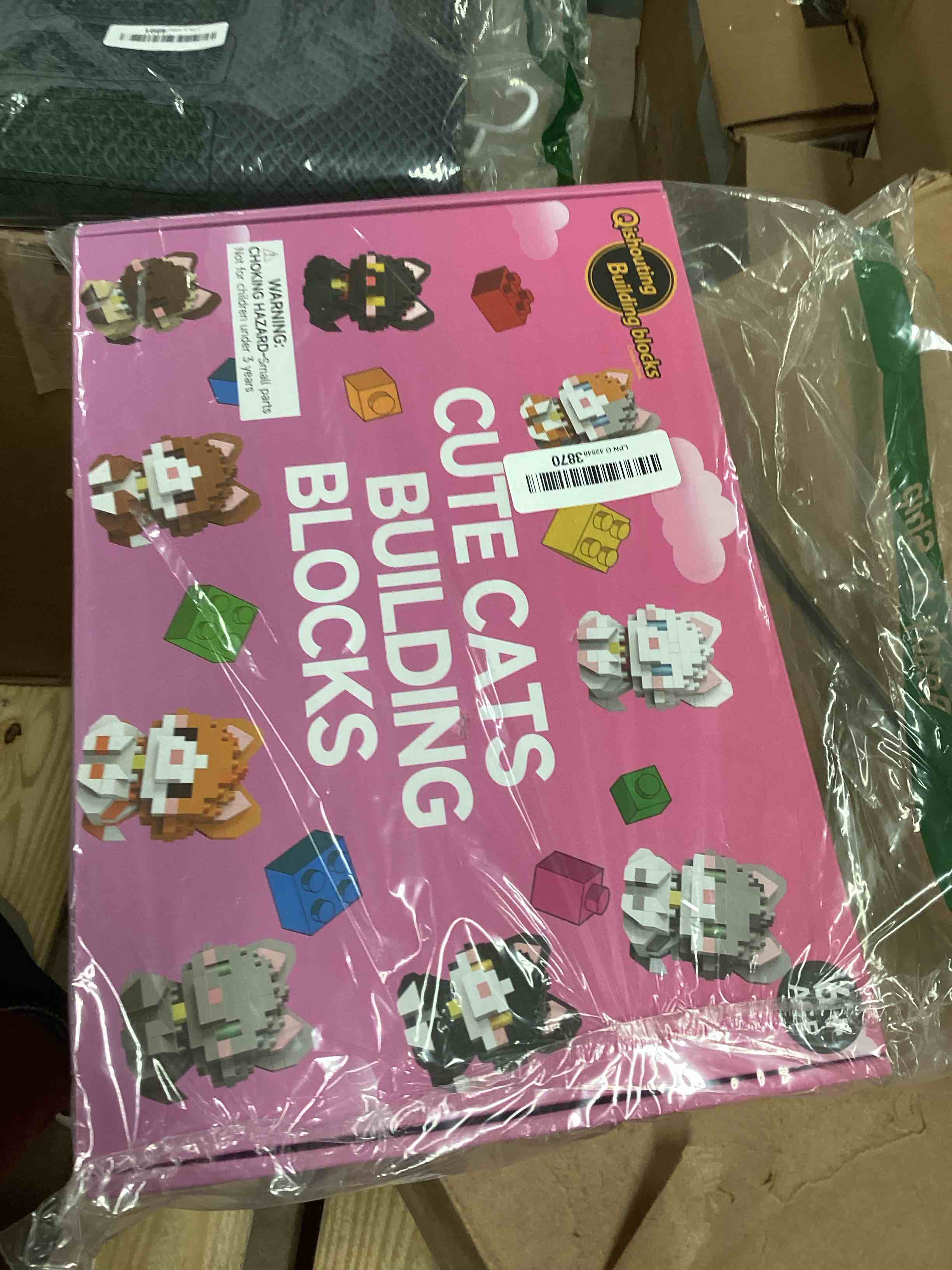 Condition photo showing New/Like New for QISHOUTING 9 Packs Mini Cats Building Blocks, 9 Styles Small Cute Cat Building Set,Miniature Cat Figurine Toys for Adults Women,Birthday Party Favors Stocking Stuffers