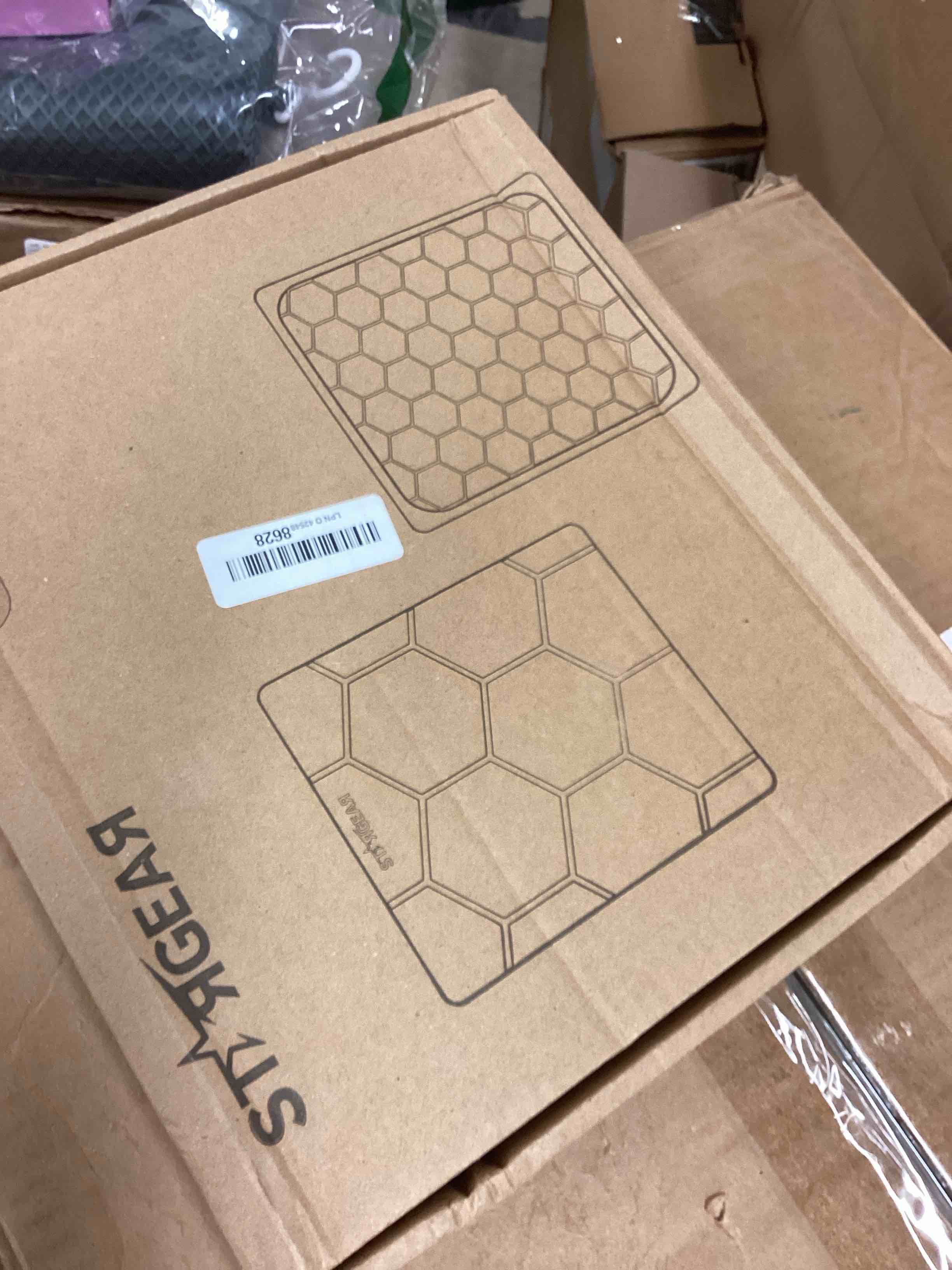 Condition photo showing Good Condition for Starlink Mini Protective Cover Case, Hailproof Liquid Silicone Protective Case for Starlink Mini Dish, Starlink Minis Accessories Waterproof Shockproof Portable for Outdoor Camping, Black