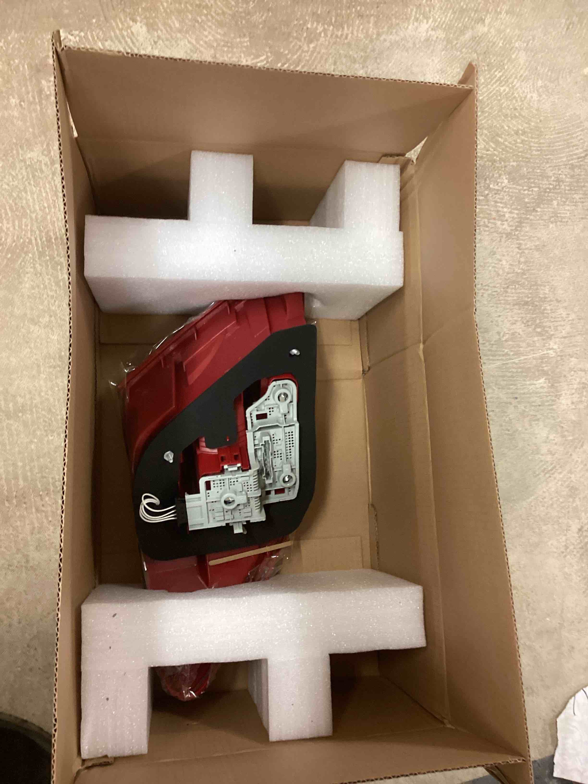 Condition photo showing Good Condition for Pinkomoto 08-10 Drive&Passenger's Side