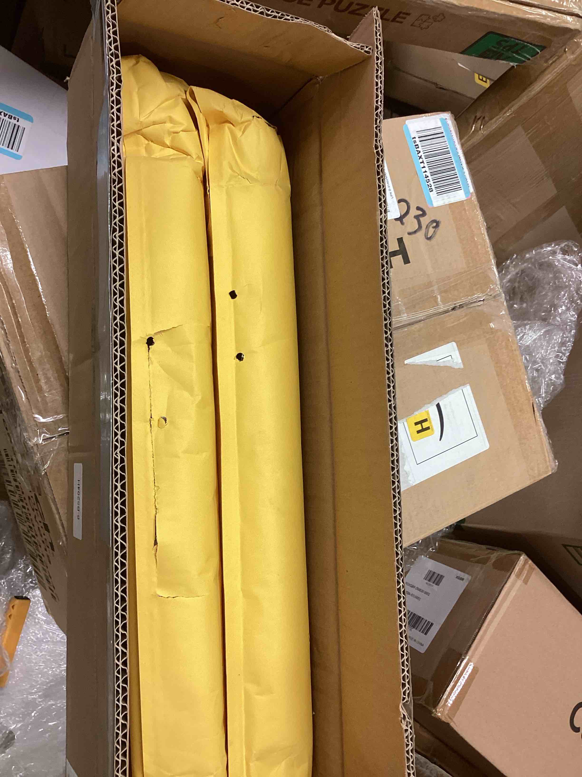 Condition photo showing New/Like New for 2x Struts AUTOMUTO Shock Absorbers Fits 01-03 05-06 for Chevy Silverado 1500/1500 HD,99-04 for Chevy Silverado 2500,01-07 for Chevy Silverado 2500 HD,for GMC Sierra 1500 HD 344385 Auto Shocks - Rear