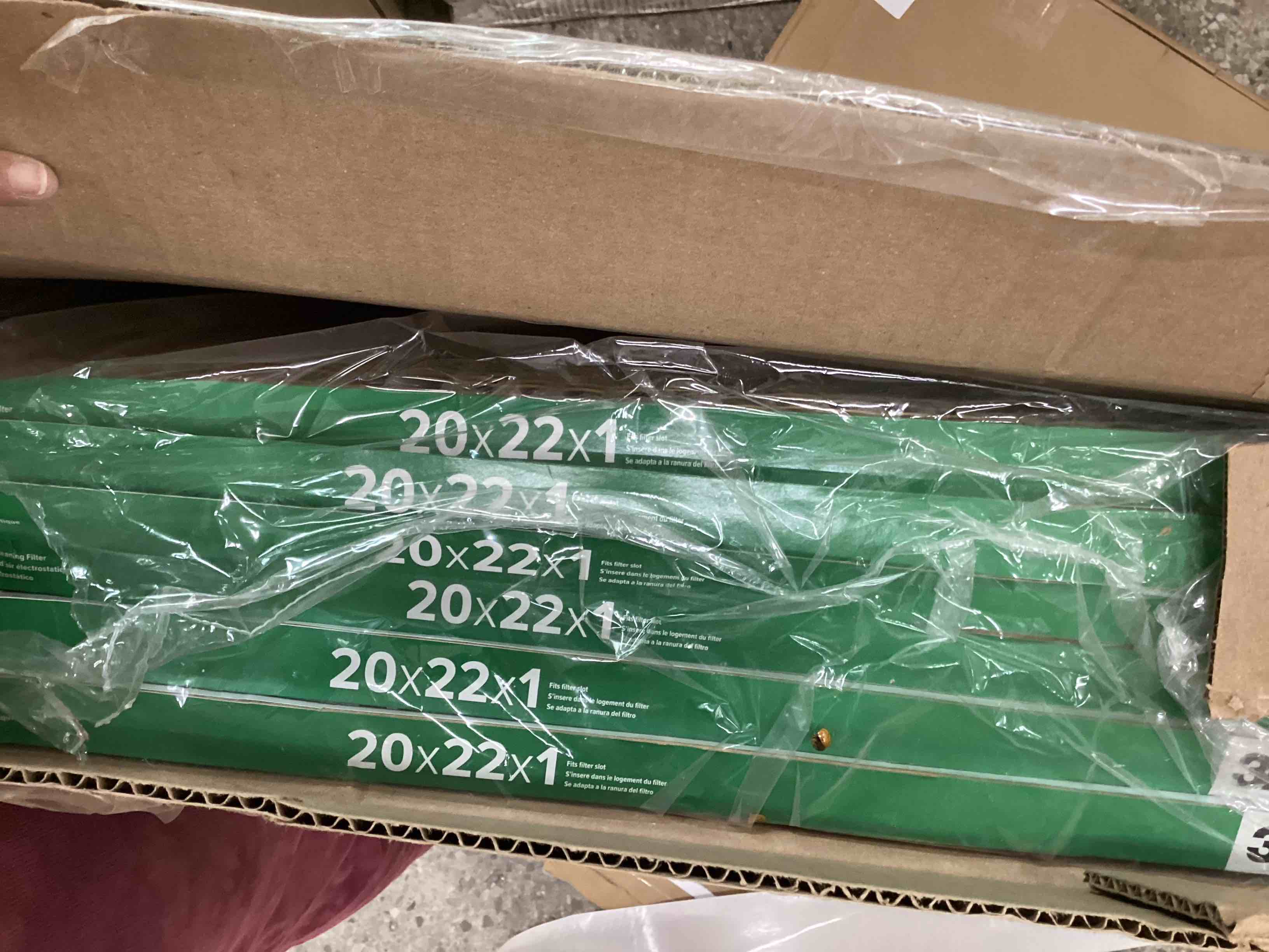 Condition photo showing Good Condition for Filtrete 20x22x1 AC Furnace Air Filter, MPR 700, MERV 8, Tough on Pollen, Easy on Airflow, 3-Month Pleated 1-Inch Electrostatic Air Cleaning Filter, 6-Pack (Actual Size 19.81 x 21.81 x 0.81 in)