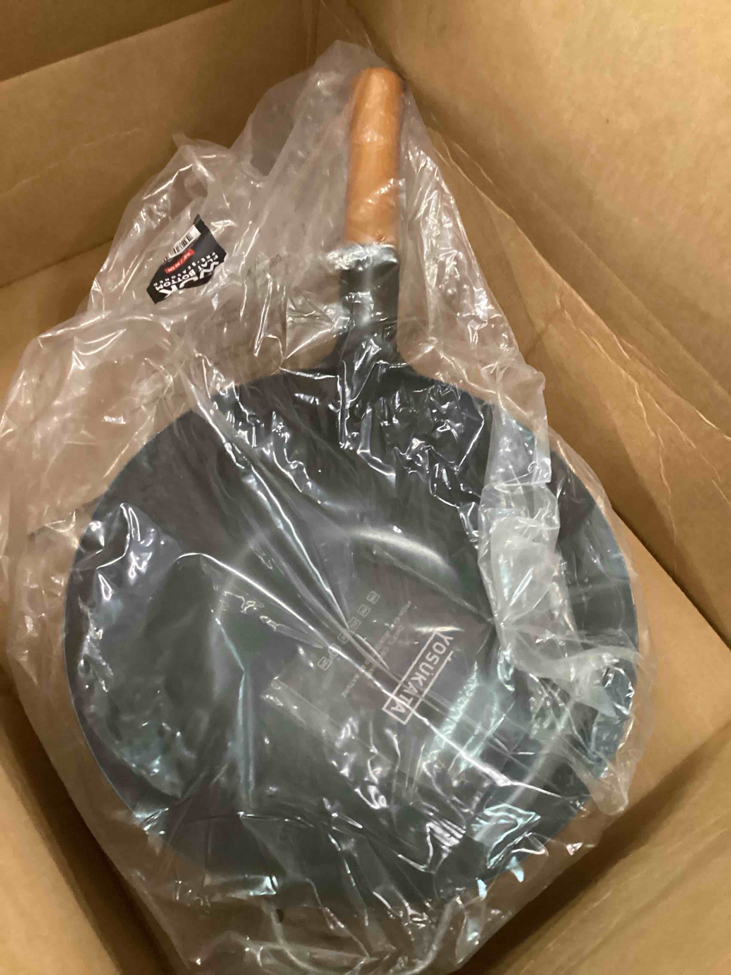 Condition photo showing New/Like New for YOSUKATA 11.8" Carbon Steel Wok Pan – Pre-Seasoned Flat Bottom Pow Wok for Stir Fry, BBQ, Grill & Camping – Traditional Japanese Chinese Cookware – Compatible with Induction, Electric, Gas, Open Fire