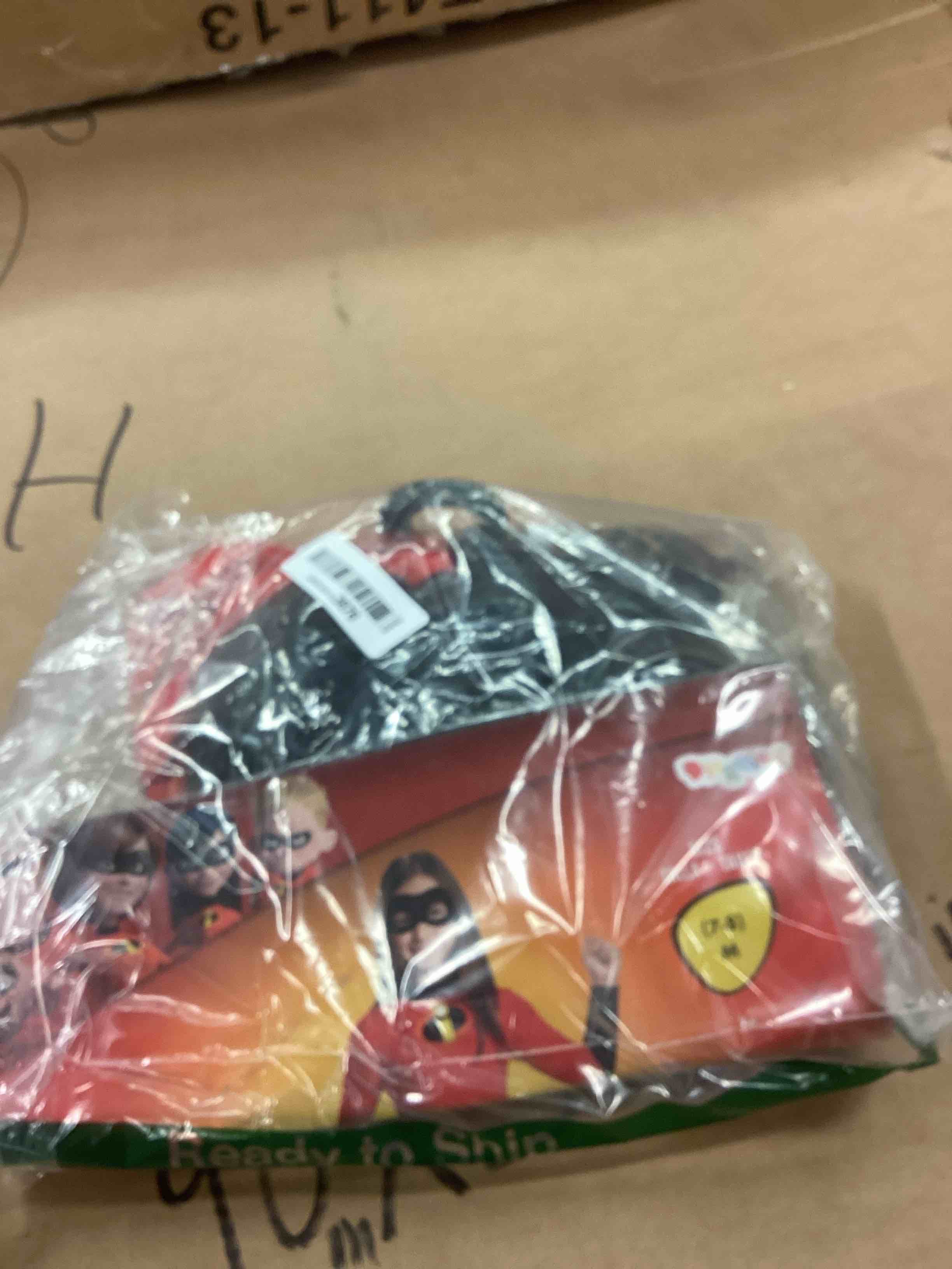 Condition photo showing New/Like New for Violet Classic Costume and The Incredibles Gloves Bundle, Child Size M (7-8)