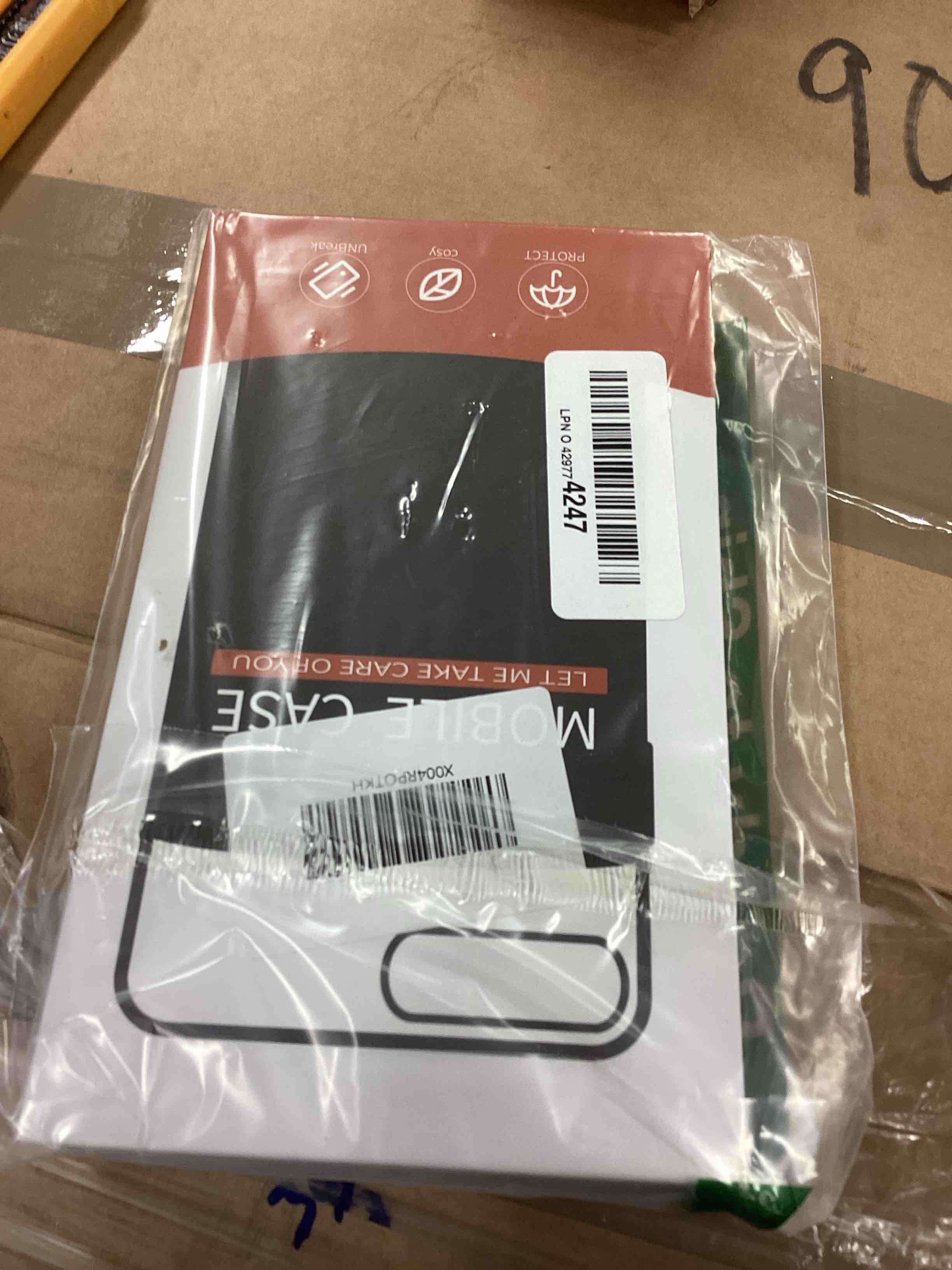 Condition photo showing Good Condition for New Aluminum Frame Metal Bumper Frame Slim Hard Case Cover for iPhone17Pro MAX, Metal Frame with Soft Inner Bumper, Raised Edge Protection (Dark Blue, for iPhone17Pro Max) for iPhone17Pro Max Dark Blue