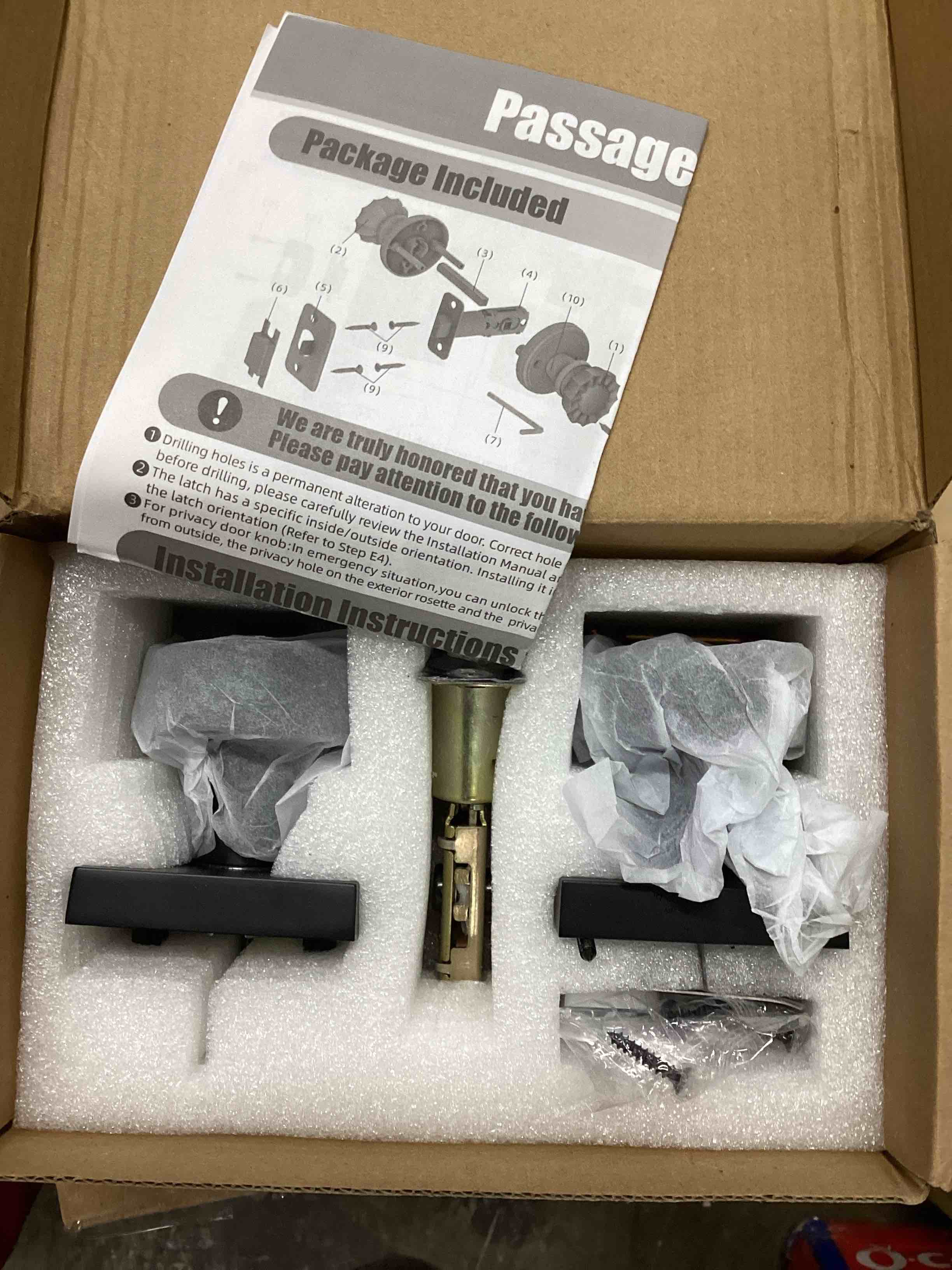 Condition photo showing Good Condition for Coolnews Modern Grace Series Metal Privacy Door Knobs By coolnews