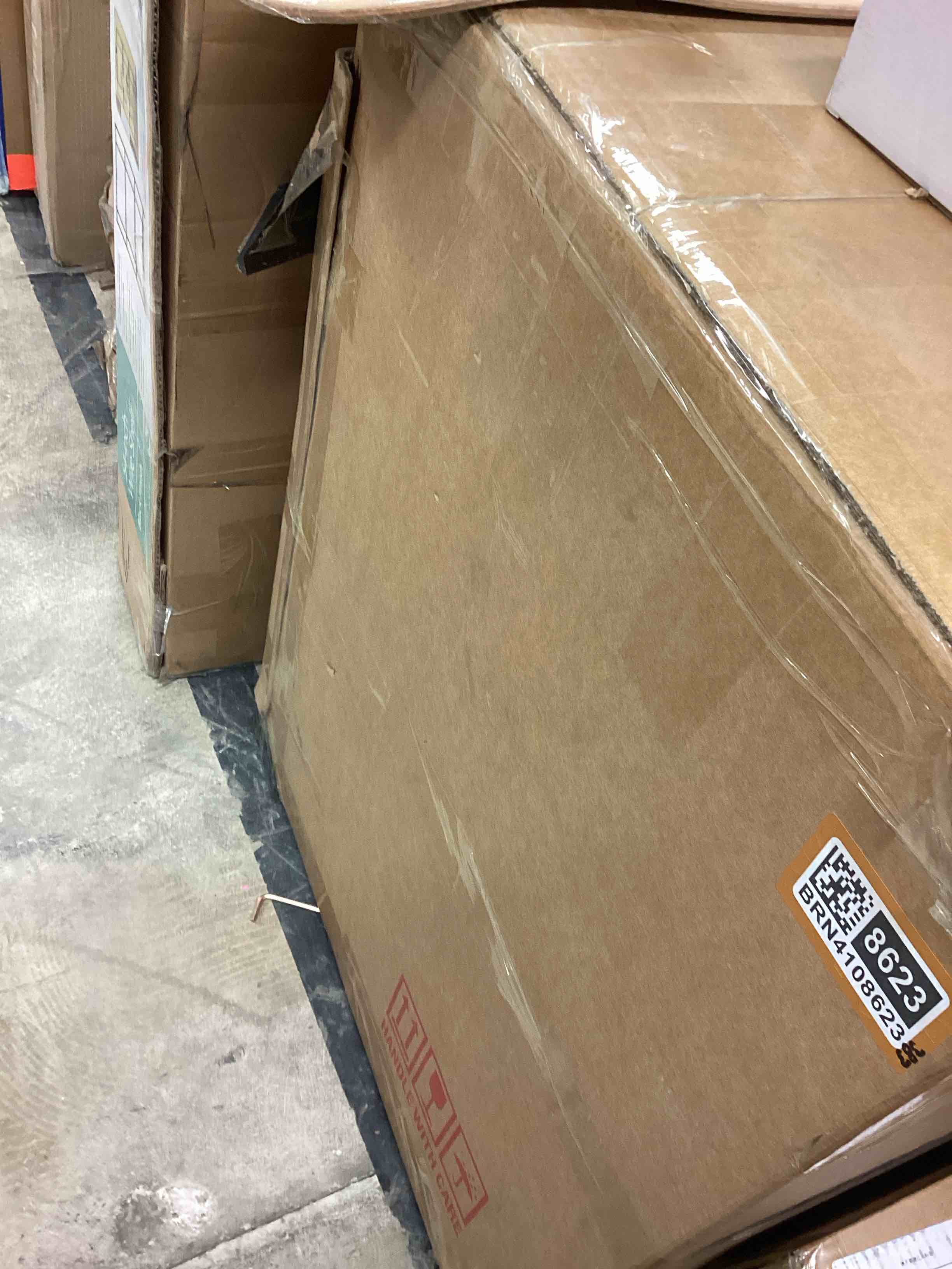 Condition photo showing Good Condition for (only the base) Round Hourglass shaped pedestal dun, brown 