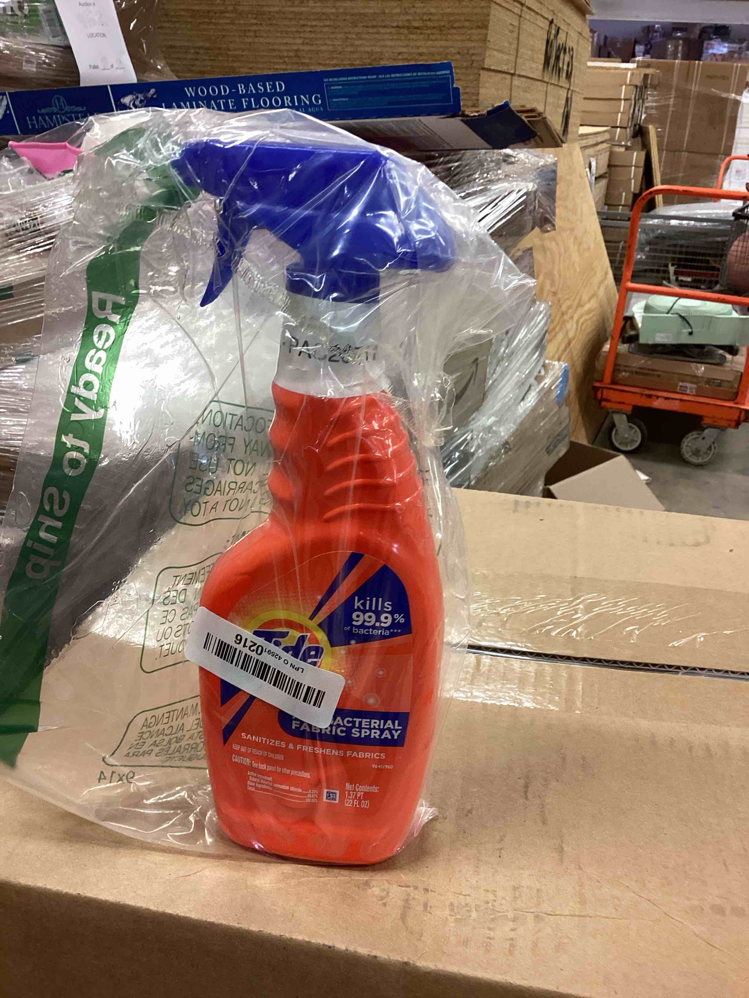 Condition photo showing New/Like New for Tide Antibacterial Fabric Spray, 22 fl oz 22 Fl Oz (Pack of 1)