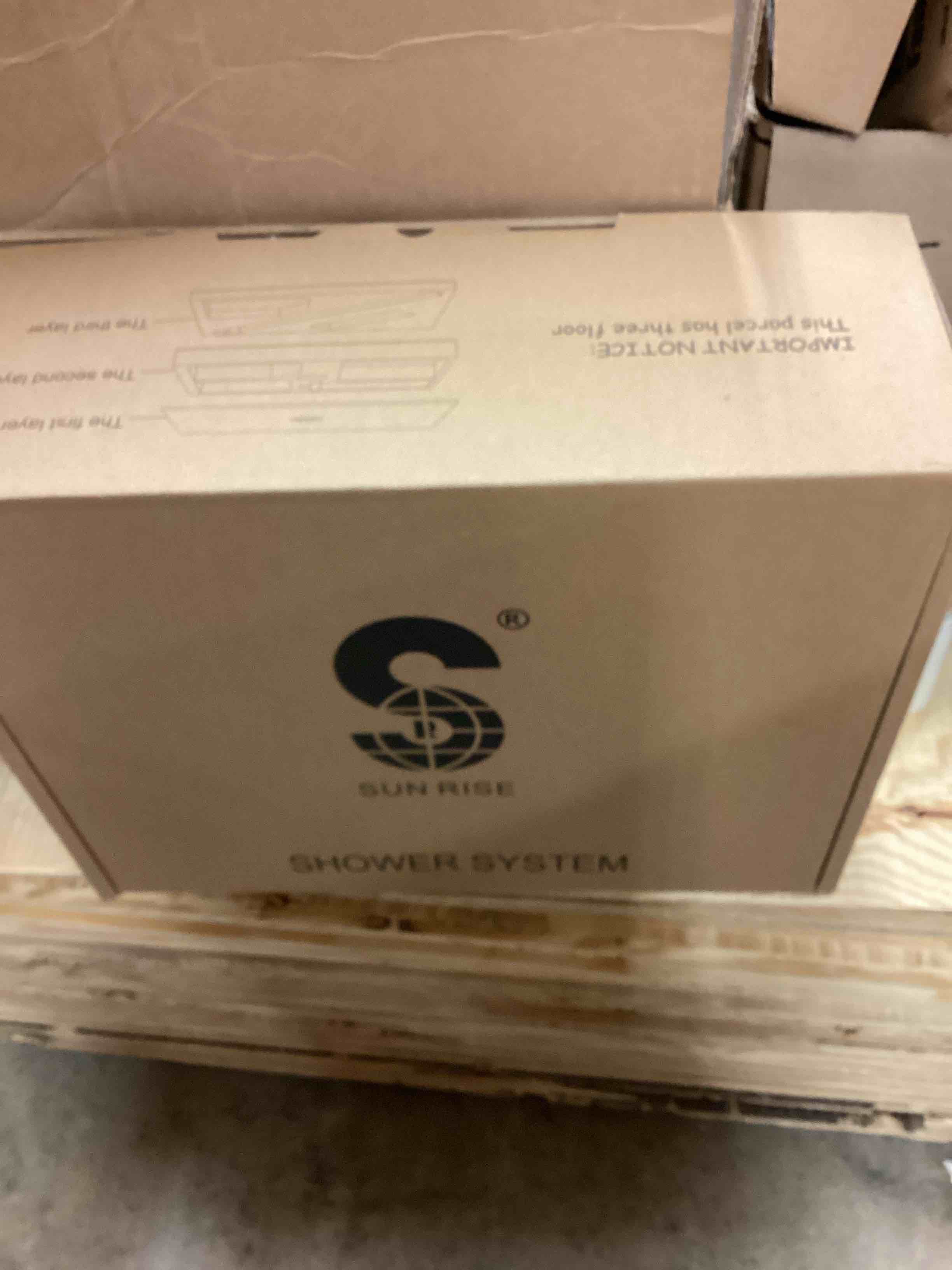 Condition photo showing New/Like New for SR SUN RISE Shower System Bathroom 10 Inch Rainfall Shower Head & Handle Set Wall Mounted Rain Shower Faucet Set Polished Chrome Polished Chrome 10 Inch