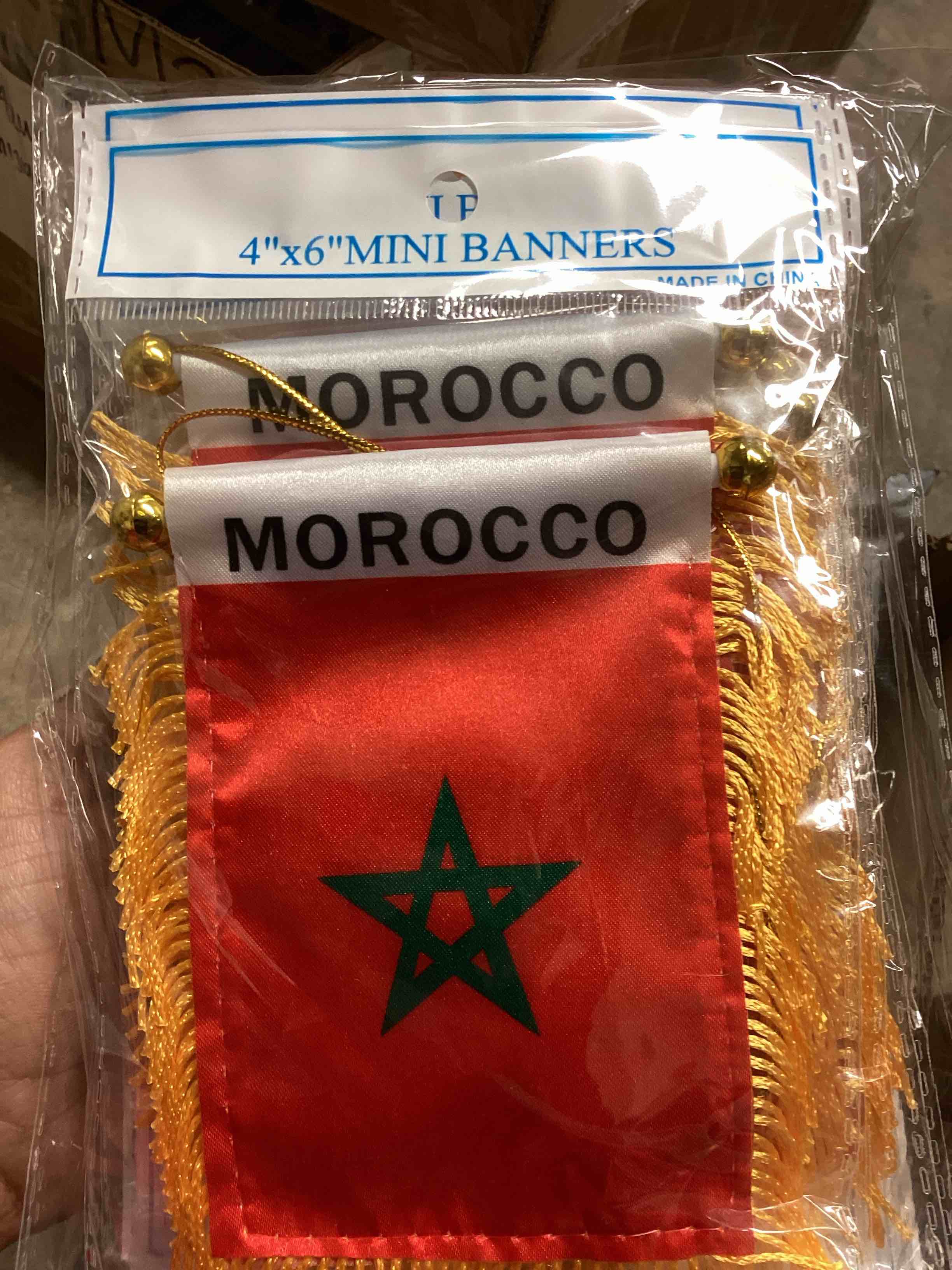 Condition photo showing New/Like New for (10 pcs) AZ FLAG Morocco Mini Banner 6'' x 4'' - Moroccan Pennant 15 x 10 cm - Mini Banners 4x6 inch Suction Cup Hanger