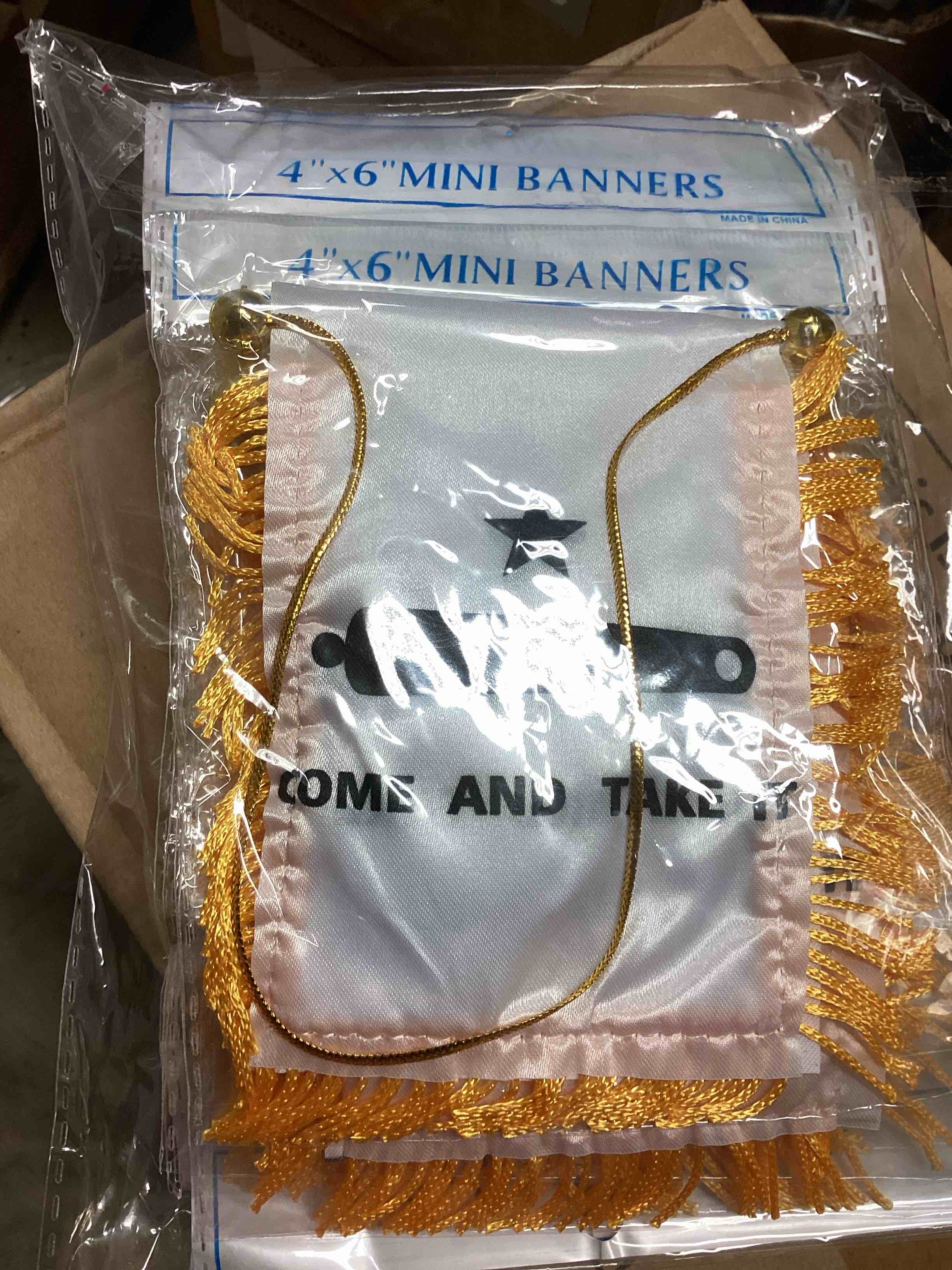 Condition photo showing New/Like New for Gonzalez Gonzales Come and Take It Mini Flag 4"x6" Window Banner w/suction cup (10 Pcs ) 