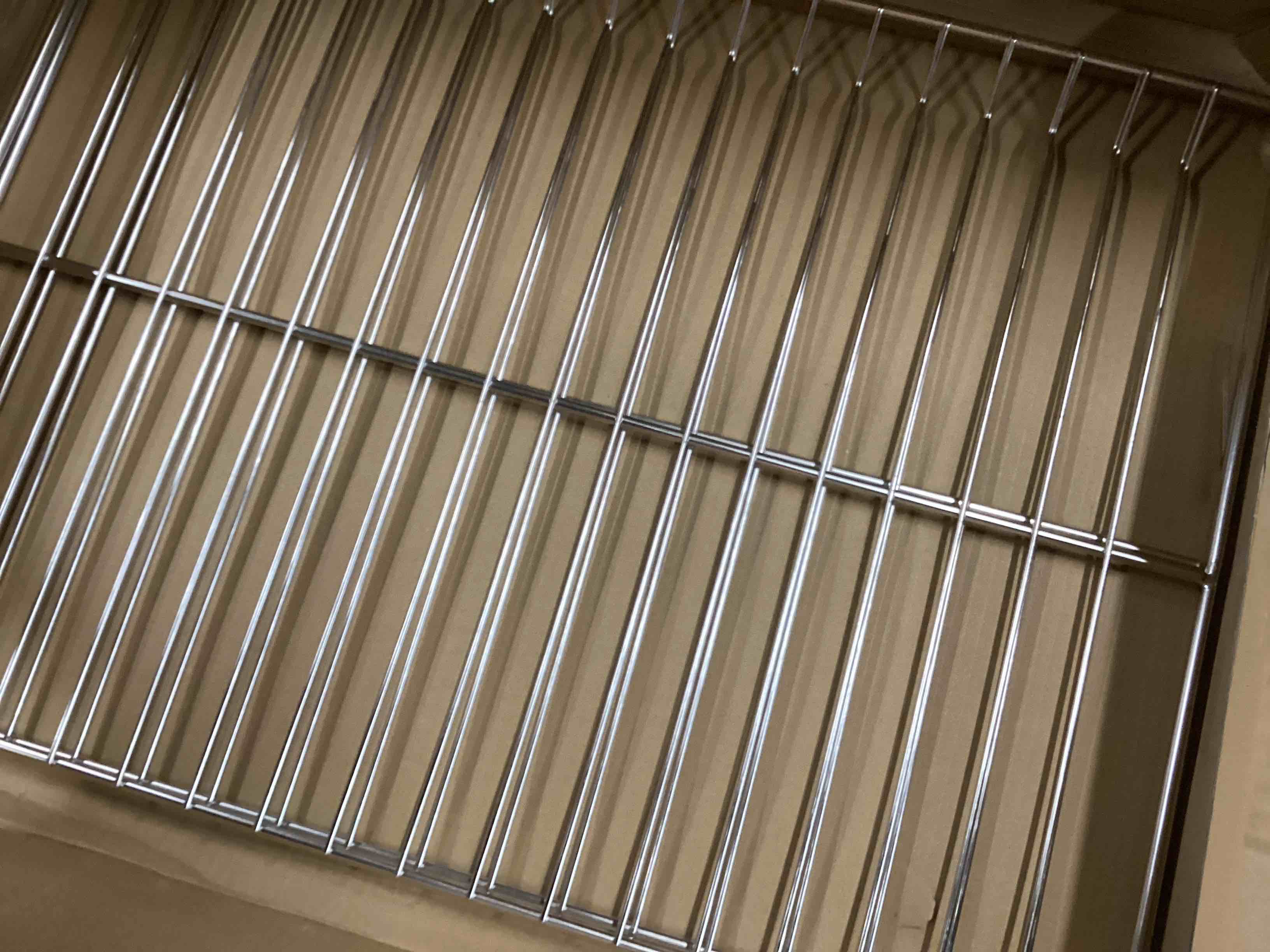 Condition photo showing Good Condition for WB48T10095 Oven Rack Replacement for GE Hotpoint Stove Oven Parts 23.75" x 17.5" Oven Racks GE Profile Spectra XL44 Gas Range Oven Rack Roster Rack-flat Convection Oven Wire Rack Oven Shelf