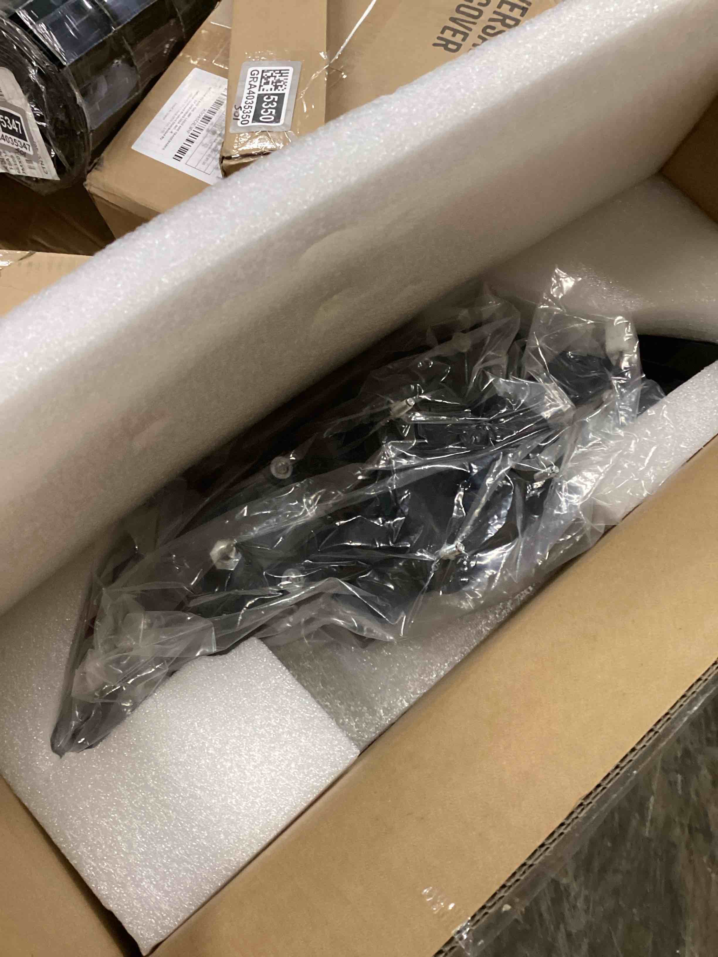 Condition photo showing Good Condition for labwork Right Side Inner Tail Light Replacement for Toyota Camry XLE XSE 2025 Rear Tail Lamp Assembly