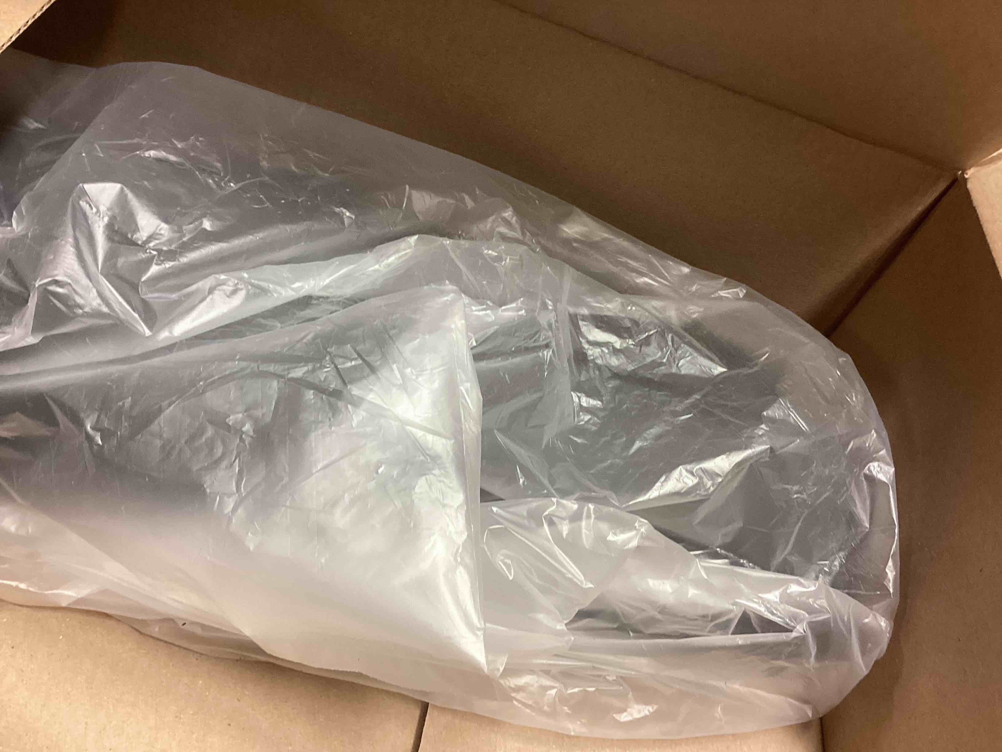 Condition photo showing Good Condition for for chevy tahoe trailer hitch cover 2021 2022 2023 2024 | rear | gm1129130 | 85139540