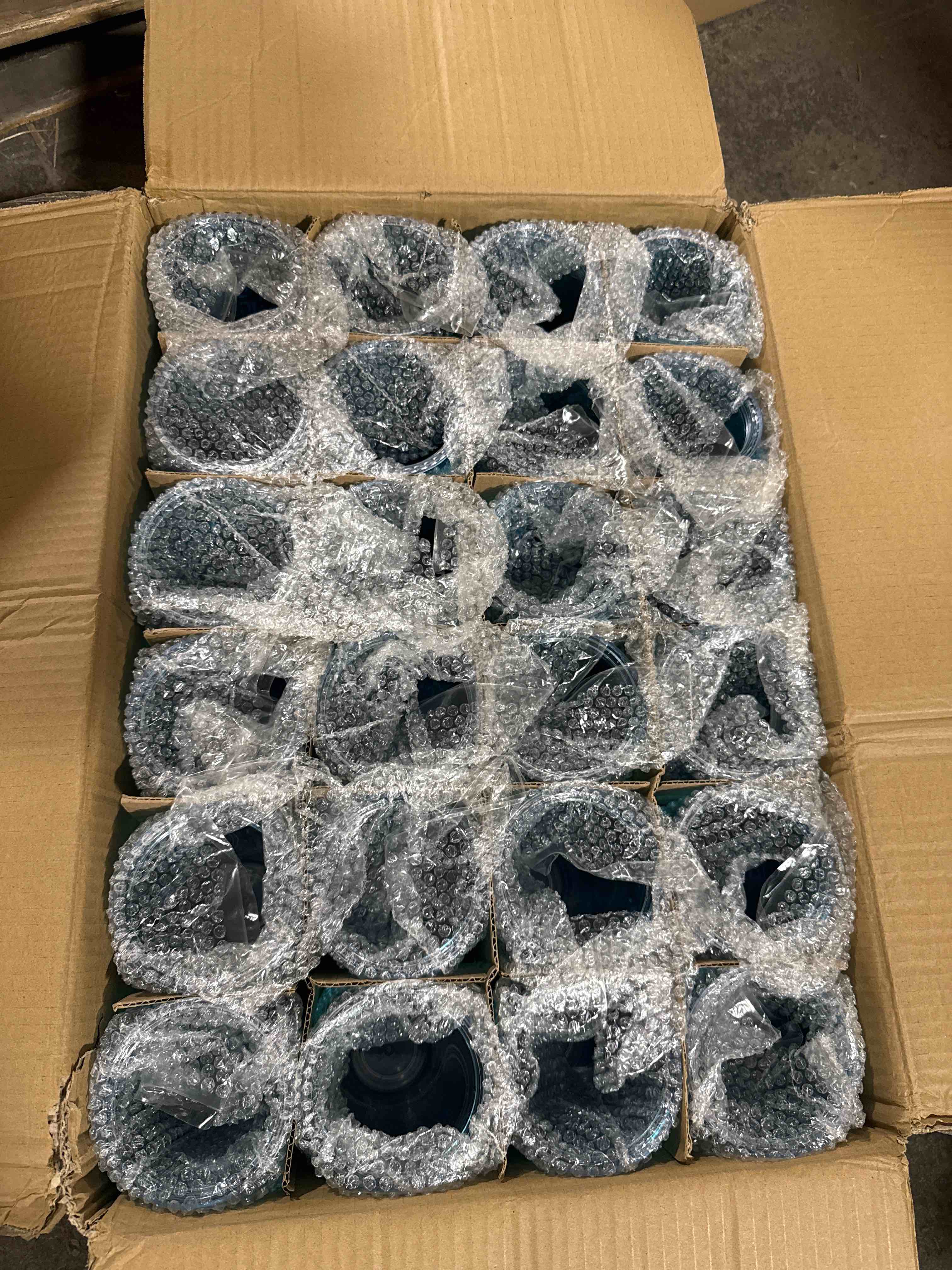 Condition photo showing Brand New for A lot of 48 plastic tumblers