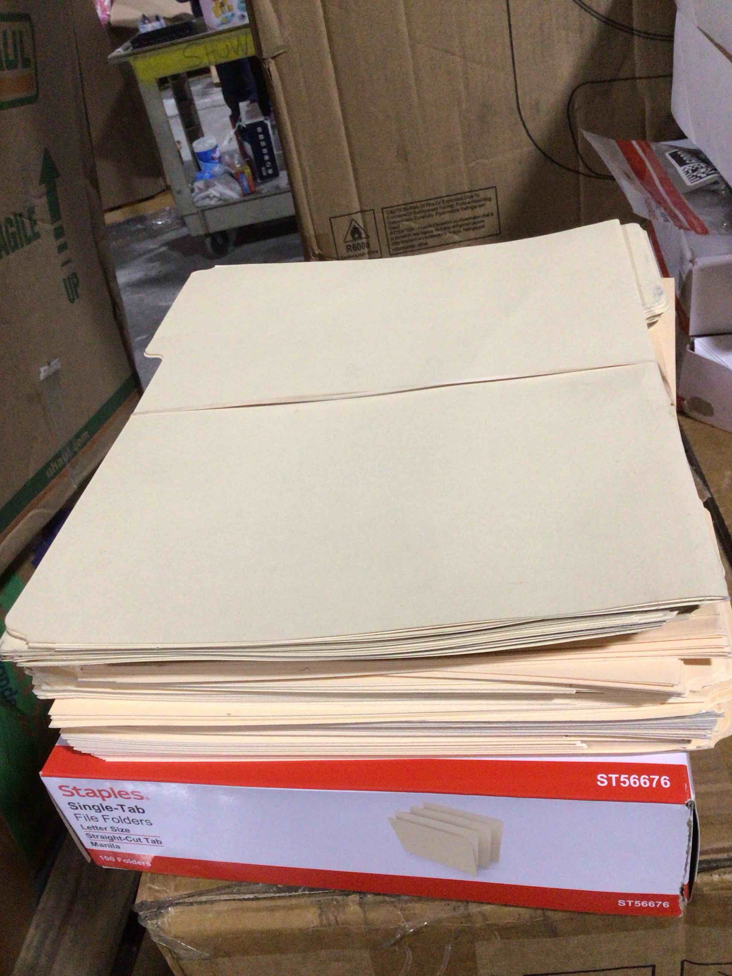 Condition photo showing Good Condition for Pack of 2 Staples 30% Recycled File Folders, Single Tab, Letter Size, Manila, 100/Box (ST56676-CC)