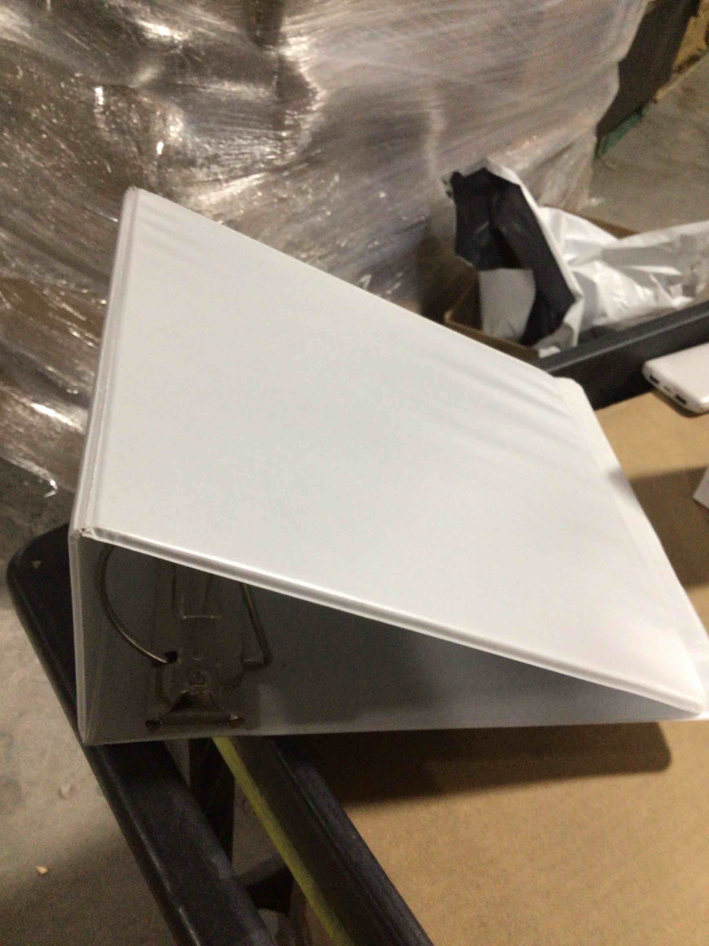 Condition photo showing Good Condition for Business Source D-Ring Binder w/ Pockets 5  Capacity White 28445