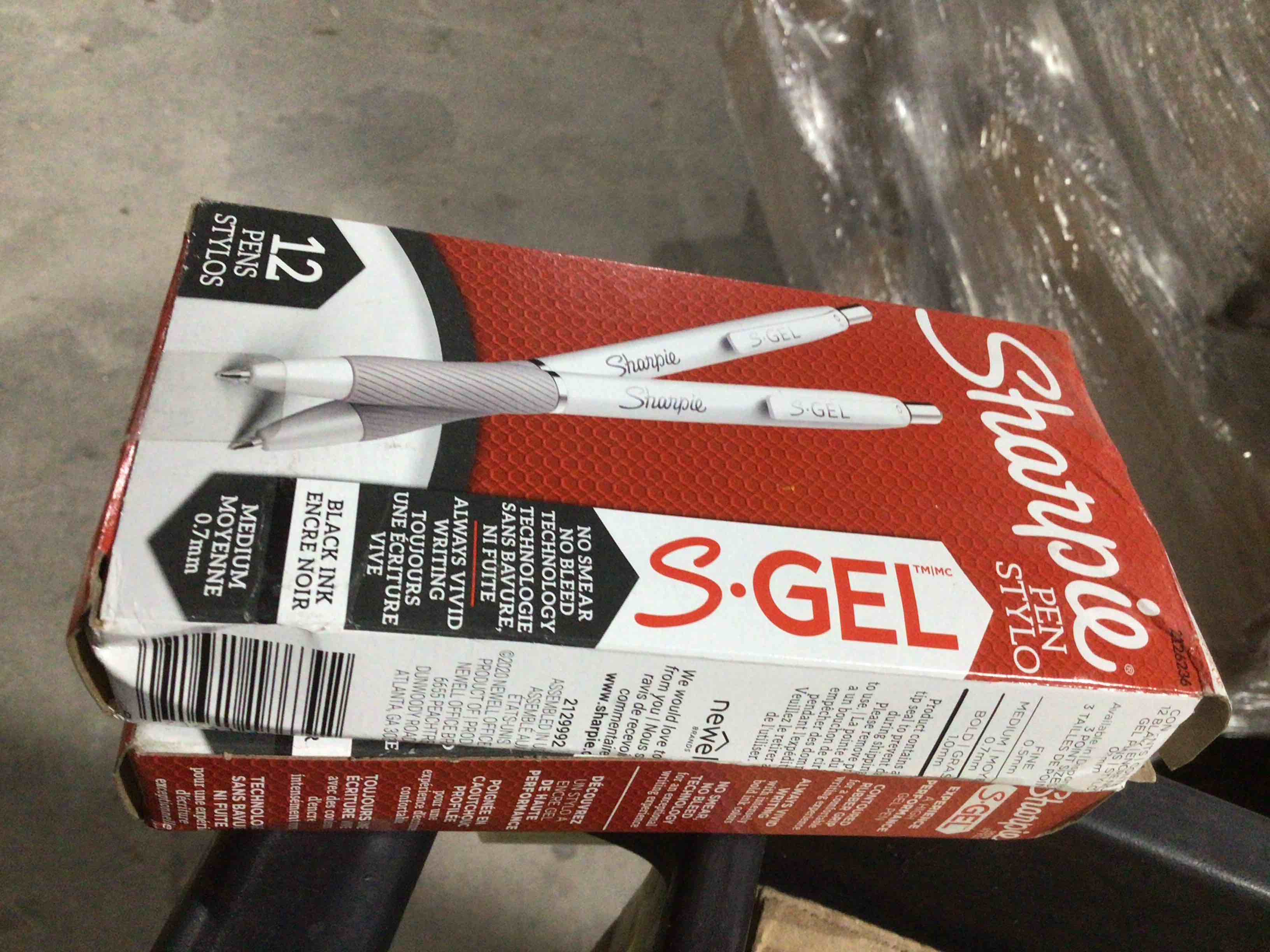 Condition photo showing New/Like New for Pack of 2 Sharpie S-Gel  Gel Pens  Medium Point (0.7mm)  Black Gel Ink Pens  12 Count