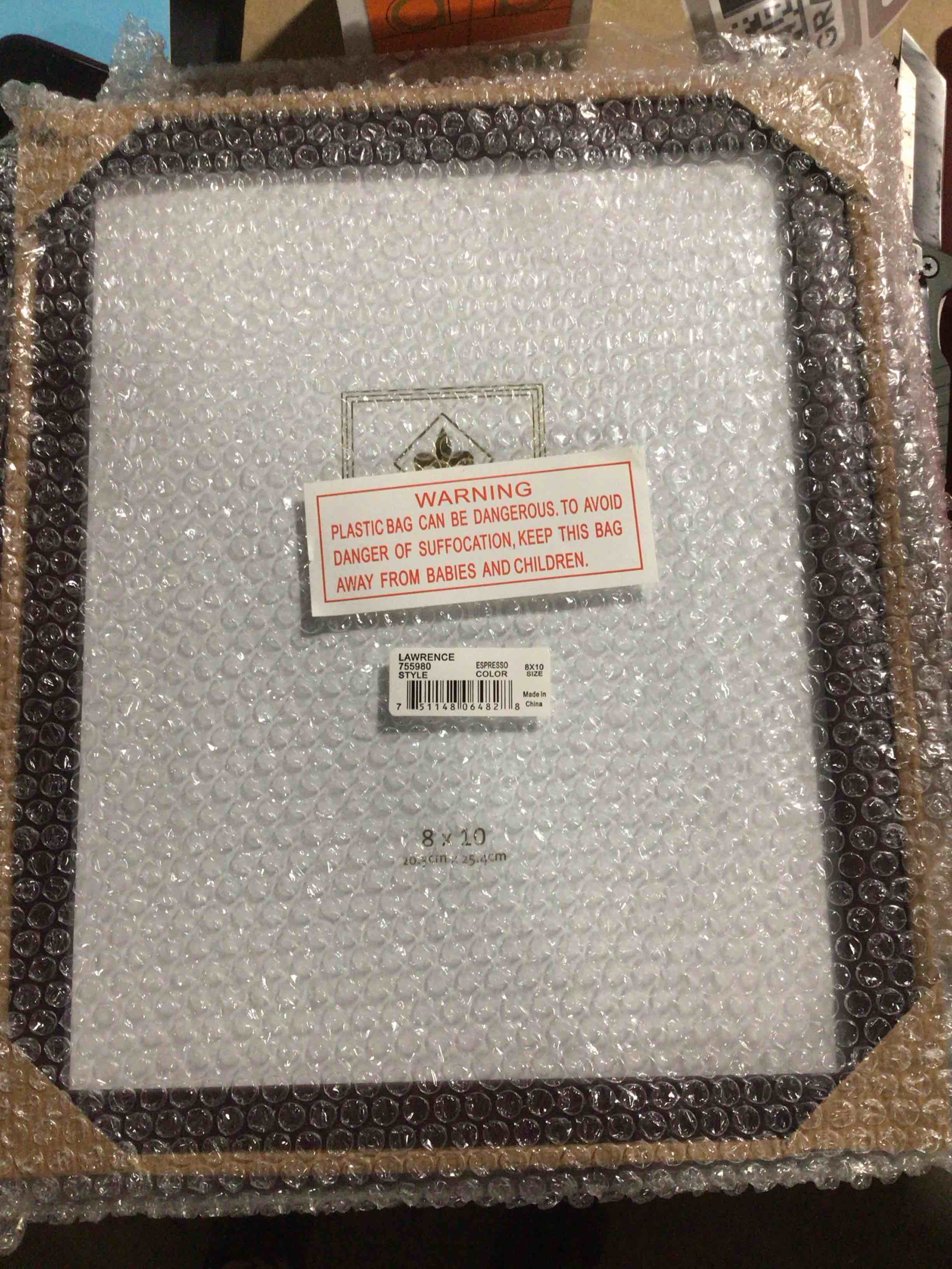 Condition photo showing New/Like New for 755980 Espresso Wood 8x10 Picture Frame