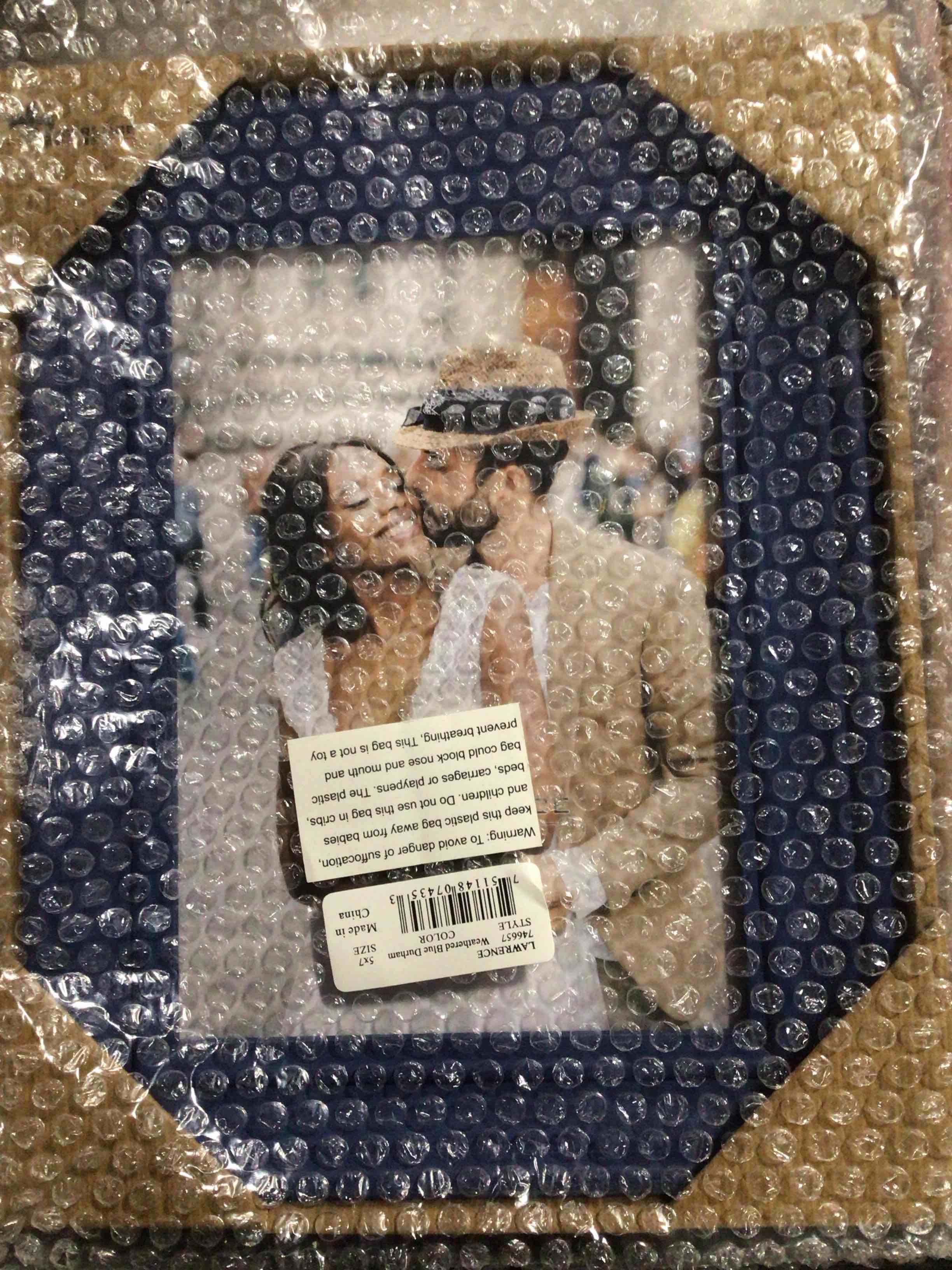 Condition photo showing New/Like New for Lawrence Frames 5 W x 7 H Durham Weathered Navy Blue Wood Picture Frame (746657)