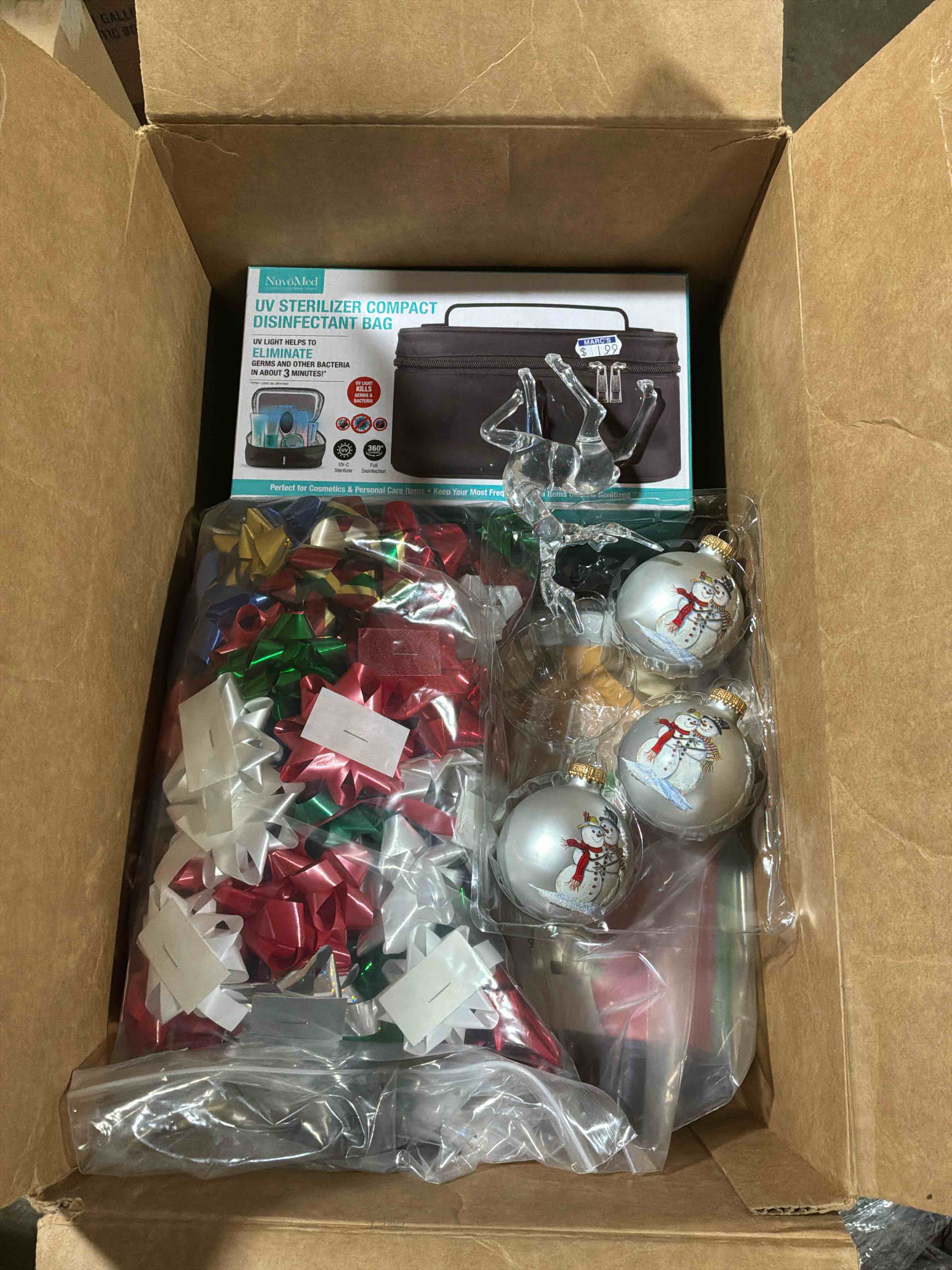 Condition photo showing Good Condition for box lot of miscellaneous items 