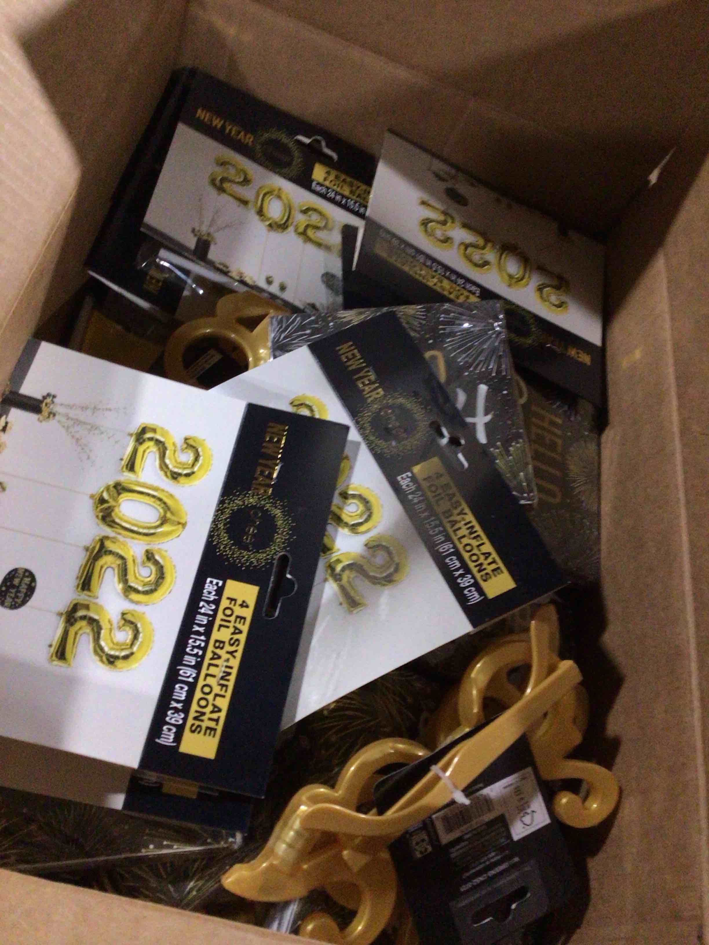 Condition photo showing Good Condition for box lot of miscellaneous items 