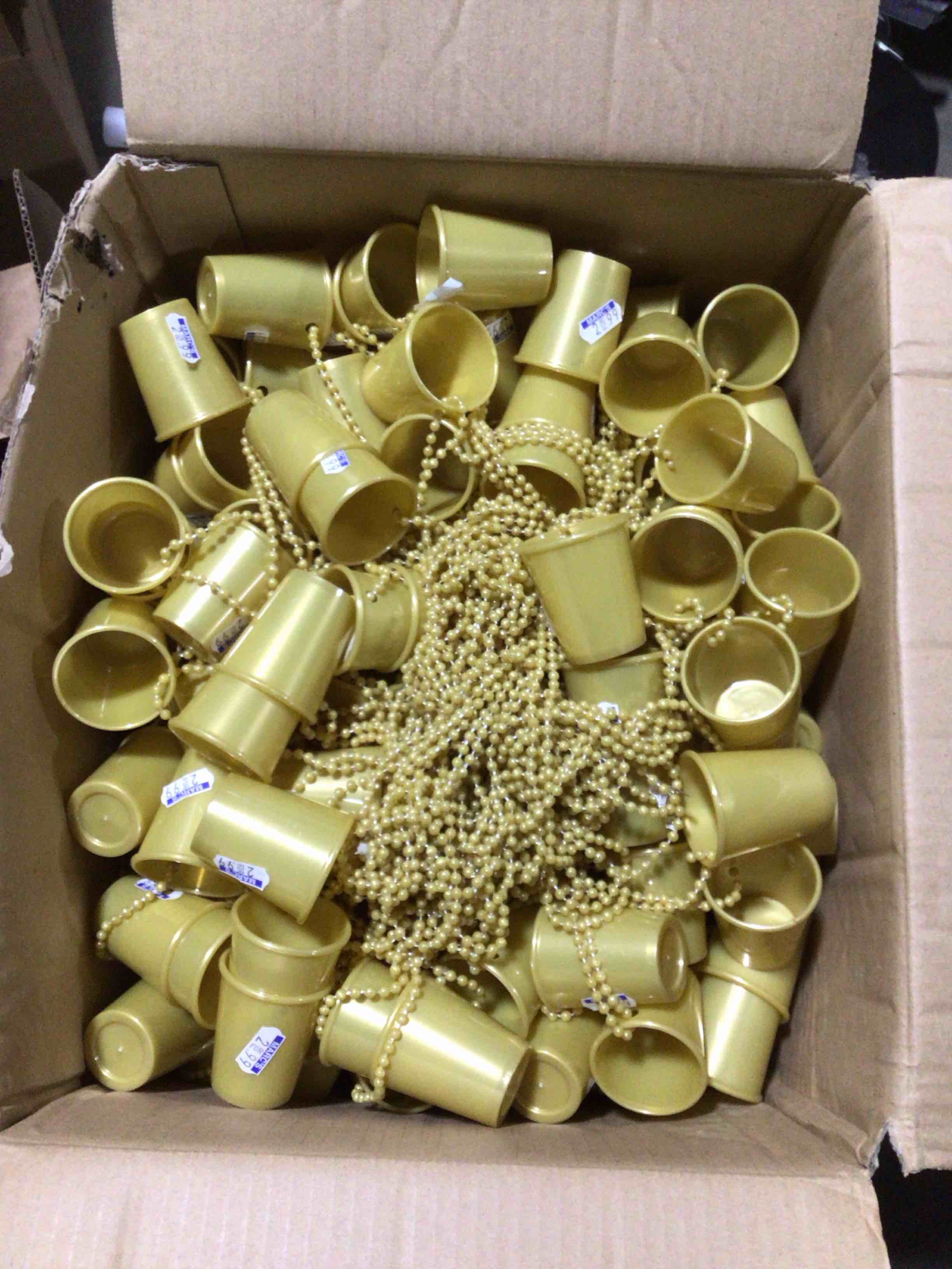 Condition photo showing Good Condition for box lot of miscellaneous items 