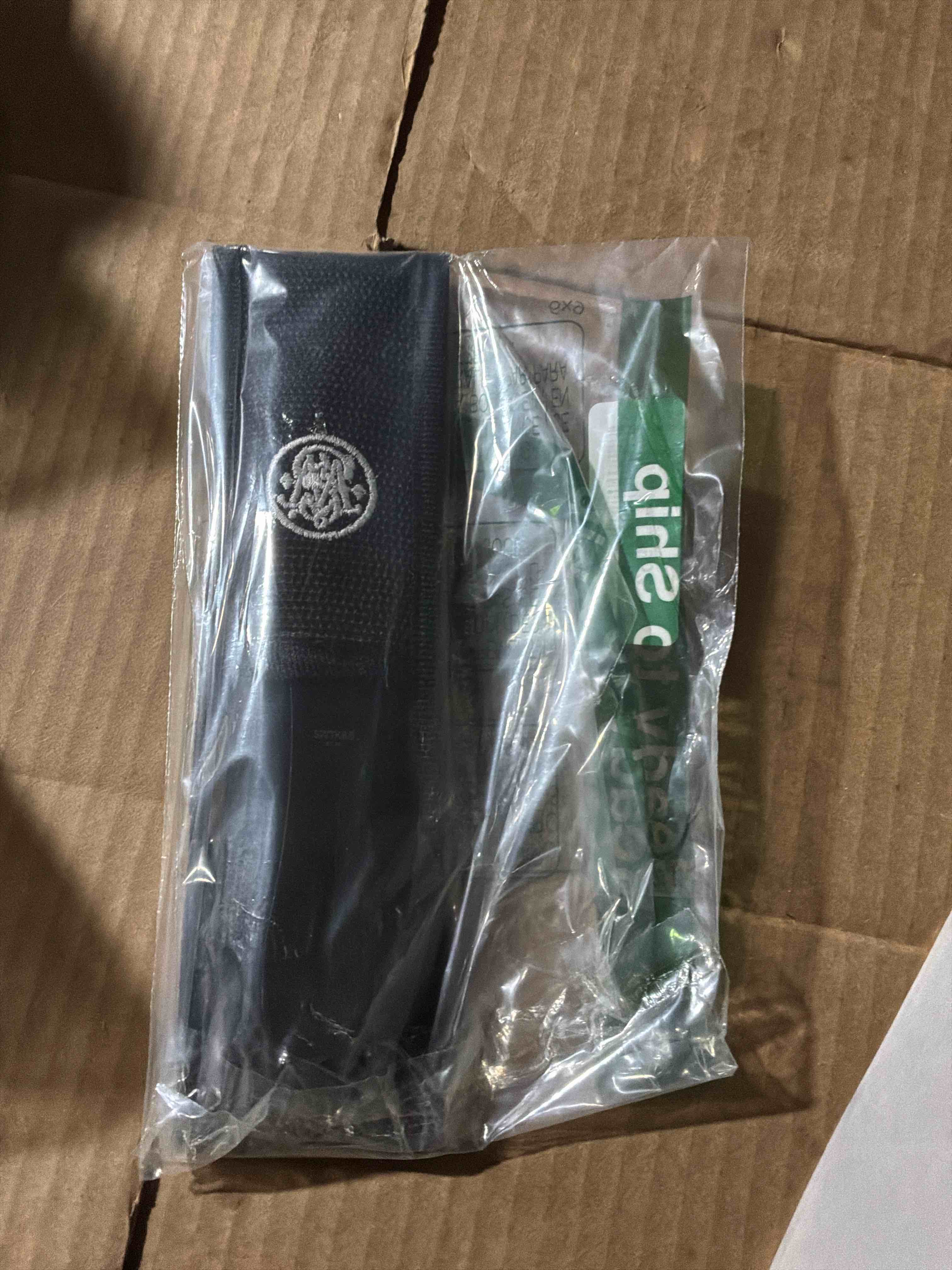 Condition photo showing New/Like New for Smith & Wesson Bullseye Throwing Products with Full Tang Stainless Steel Design and Protective Nylon Sheaths for Recreation and Competition 8" Black Throwing Knives