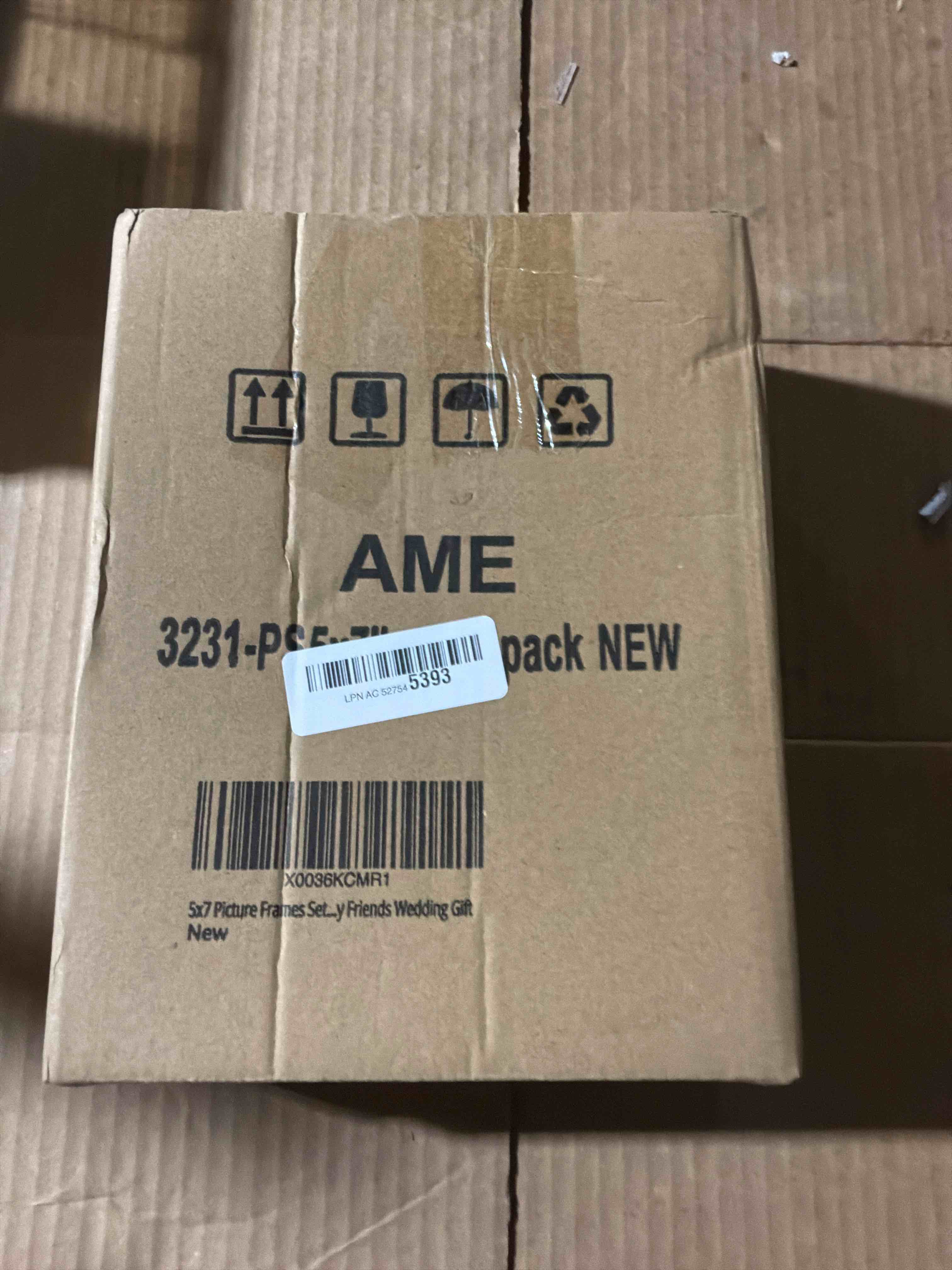 Condition photo showing New/Like New for XUANLUO 5x7 Picture Frames Set of 4 Rustic Retro Photo Frame with HD Plastic Cover for Wall Mount and Tabletop Display Family Friends Wedding Gift 5 x 7 inch Mix Color-4pcs