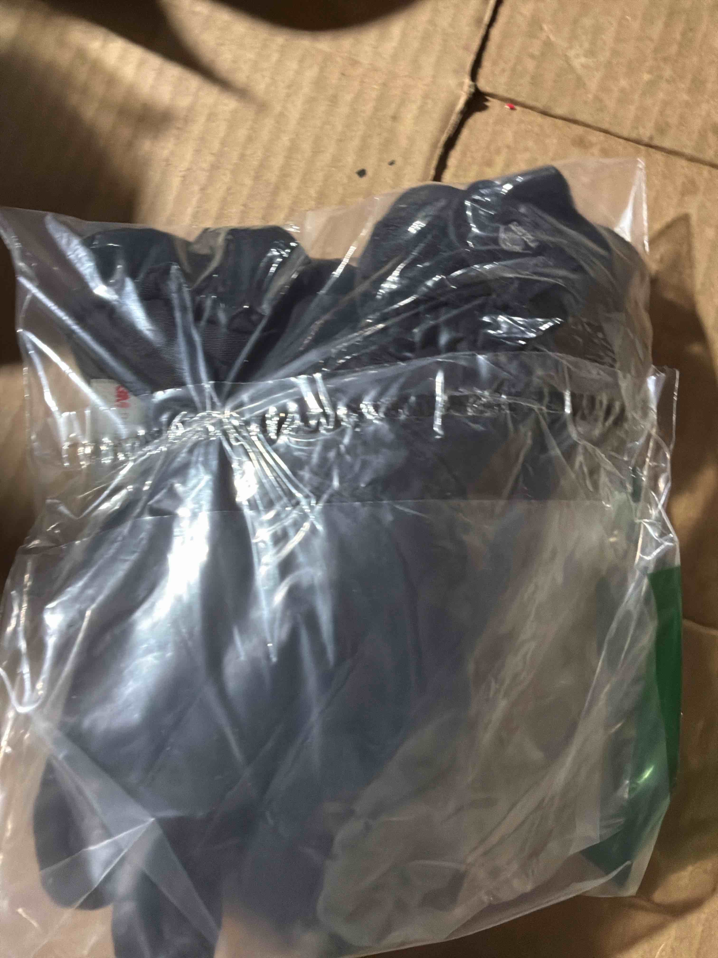 Condition photo showing New/Like New for N'Ice Caps Kids Waterproof Winter Thinsulate Warm Gloves Black 9-10 Years